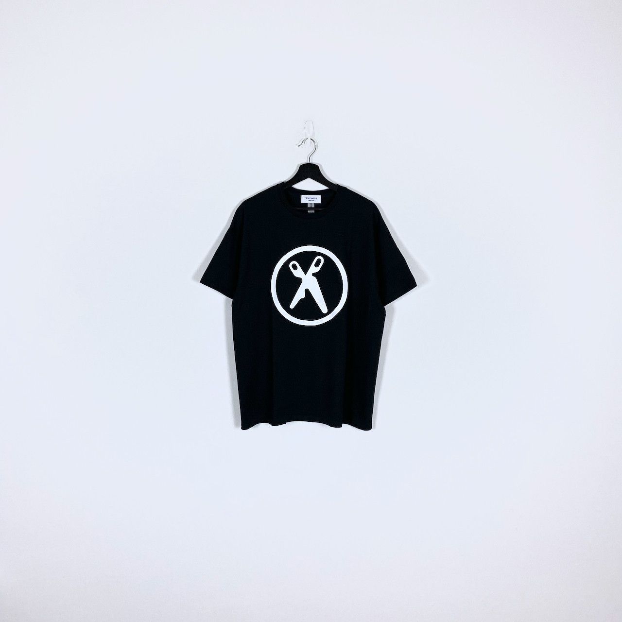 TWONESS TWONESS SIZ2 LOGO TEE Size US XXL / EU 58 / 5 - 1 Thumbnail