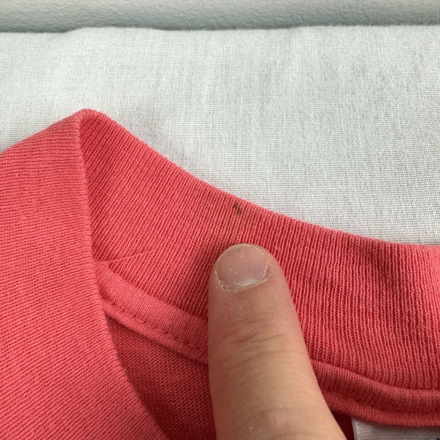 Velva Sheen VINTAGE Velva Sheen T-Shirt Adult XL Pink Rainbow 80s Nevada Las Vegas Crew Neck Mens Clothing Size US XL / EU 56 / 4 - 6 Thumbnail