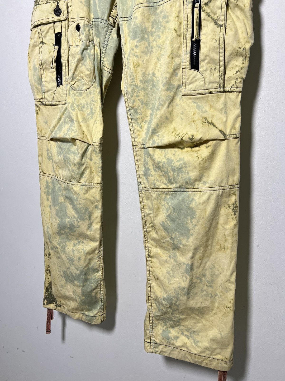 Giorgio Armani giorgio armani tie dye cargo camo multipocket army pants Size US 33 - 6 Thumbnail