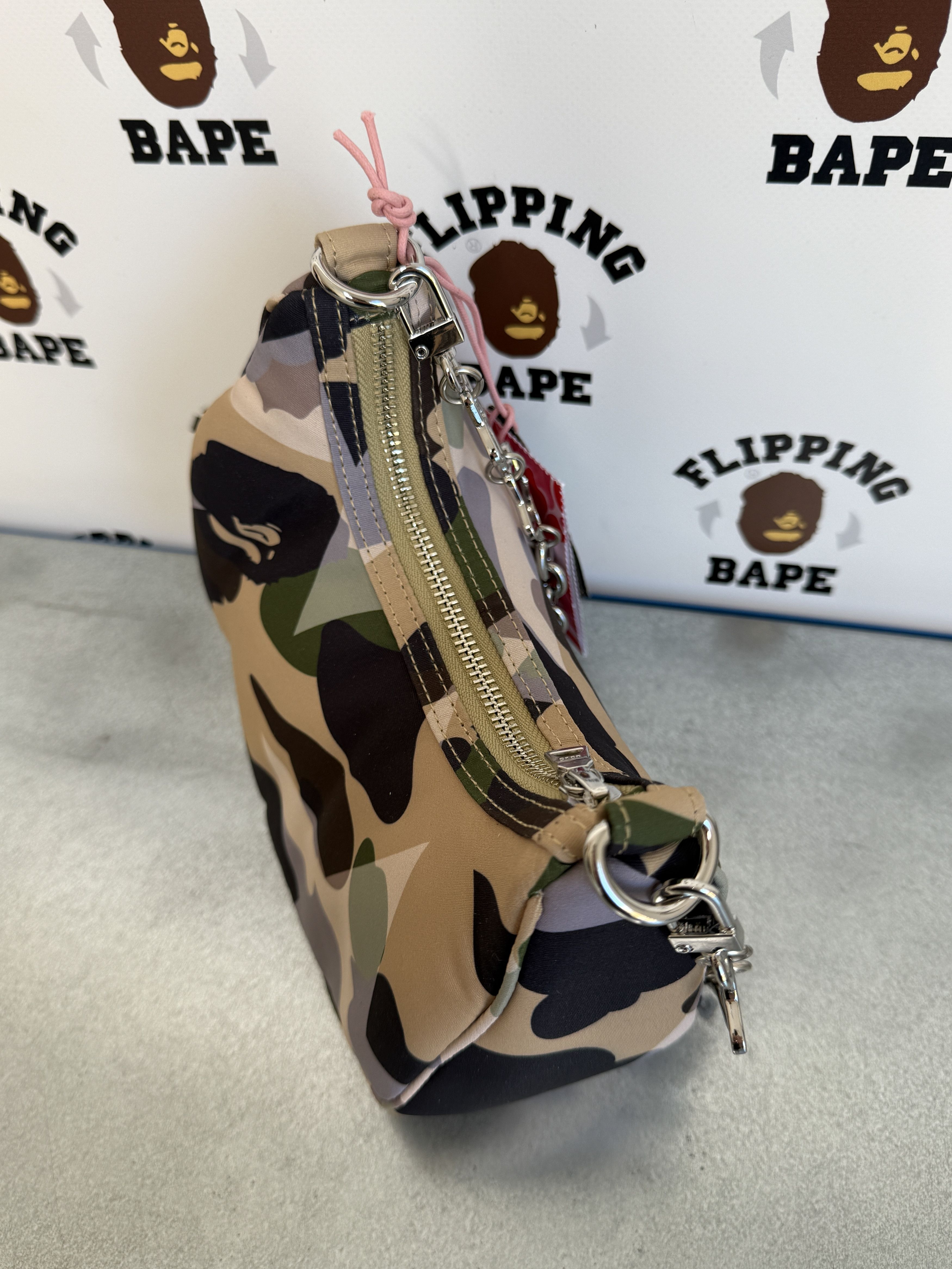 Bape BAPE STA OVER PRINT 1ST CAMO QUILTING MOON SHAPE BAG Size ONE SIZE - 4 Thumbnail