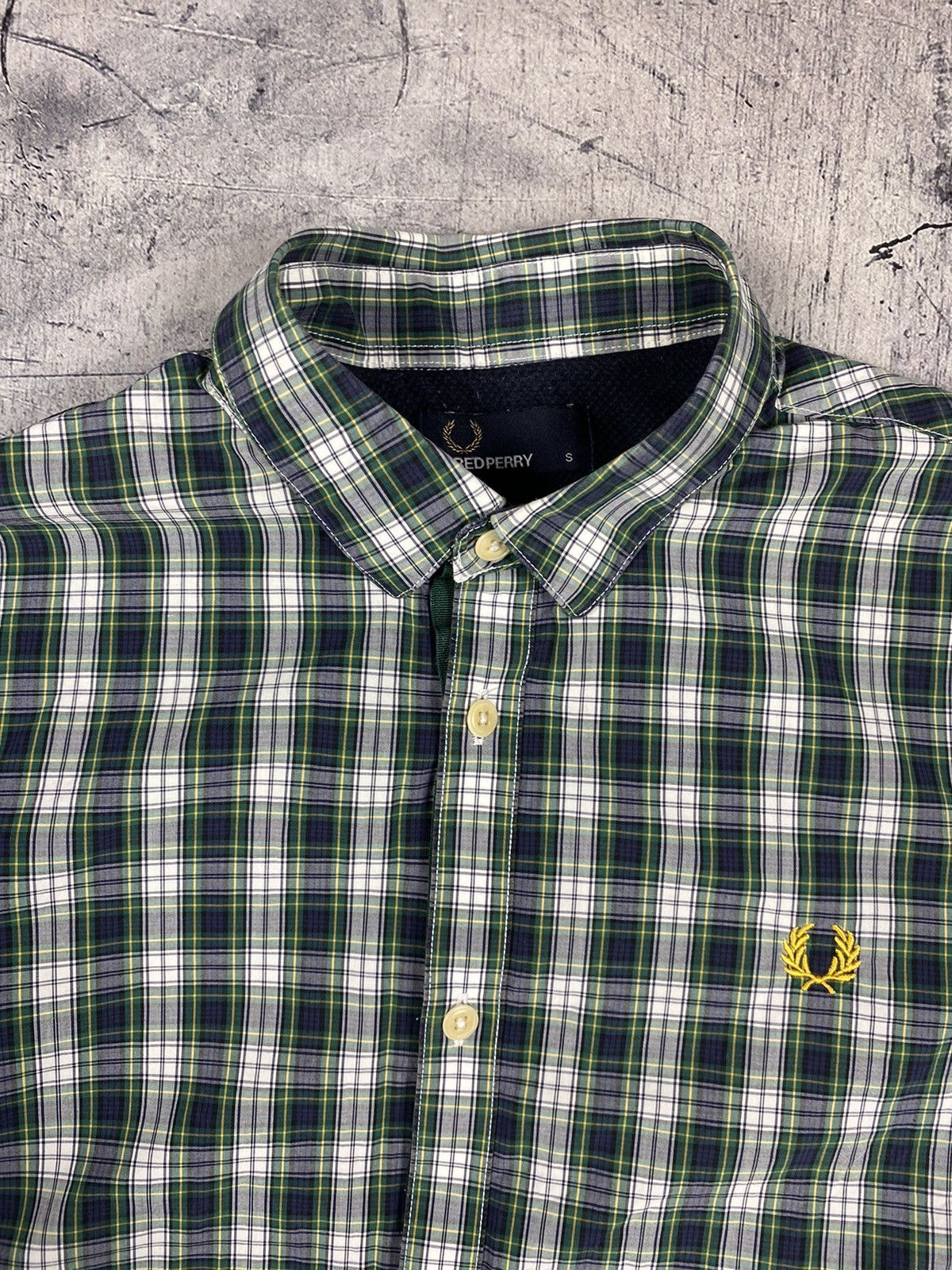 Fred Perry Fred Perry y2k Designed Streetwear Button Up Shirt Size US S / EU 44-46 / 1 - 6 Thumbnail