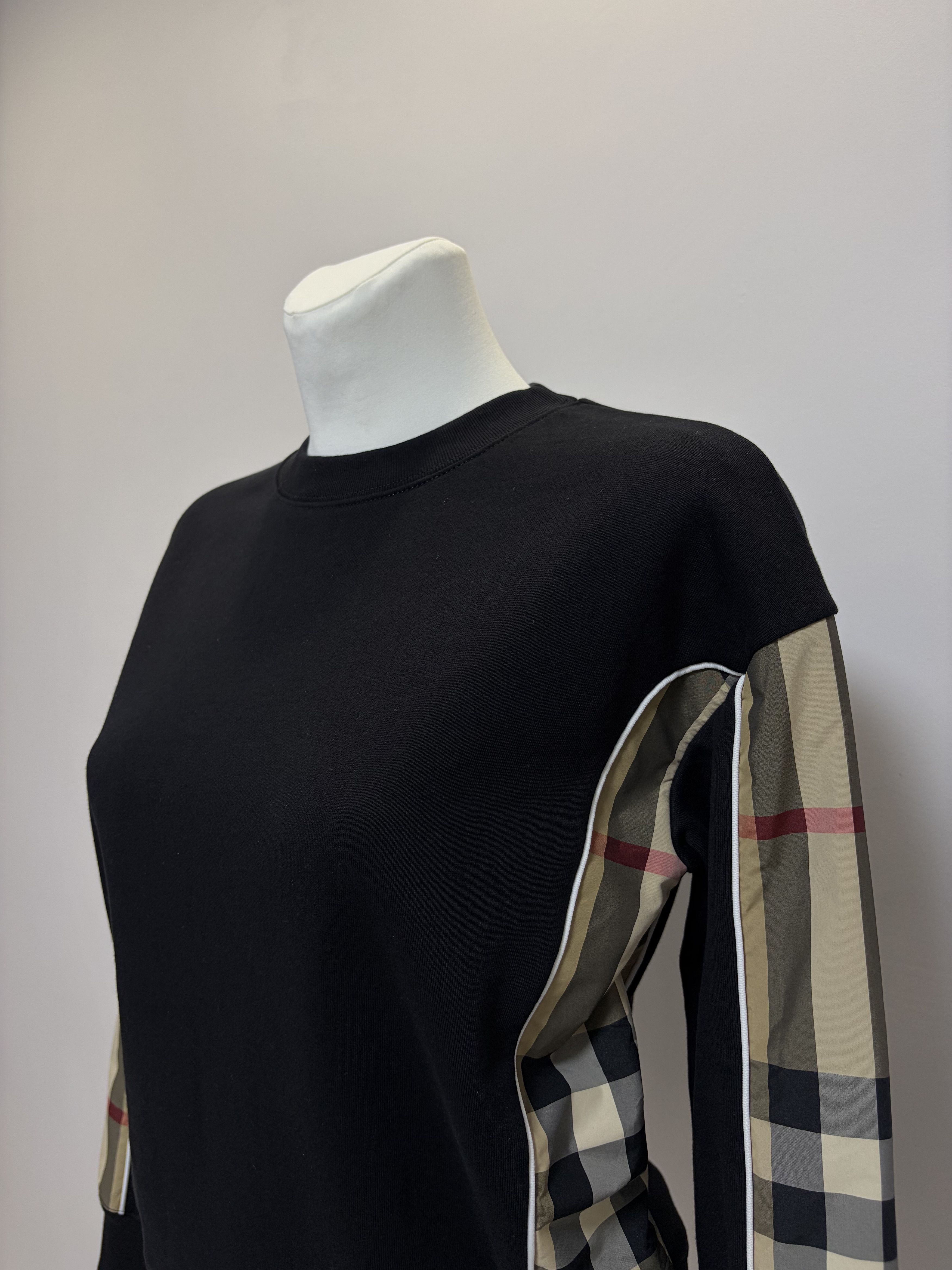 Burberry BURBERRY Sweatshirt Check Panel Cotton Nova Crewneck Black Size S / US 4 / IT 40 - 6 Thumbnail