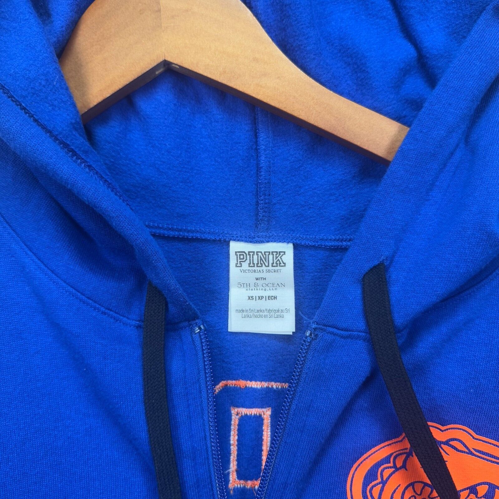 Victoria's Secret Victoria Secret Pink Florida Gators Hoodie Blue L/S XS Size XS / US 0-2 / IT 36-38 - 6 Thumbnail