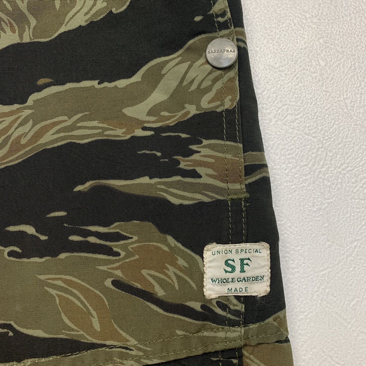 Sassafras tiger stripe nylon utility short pants