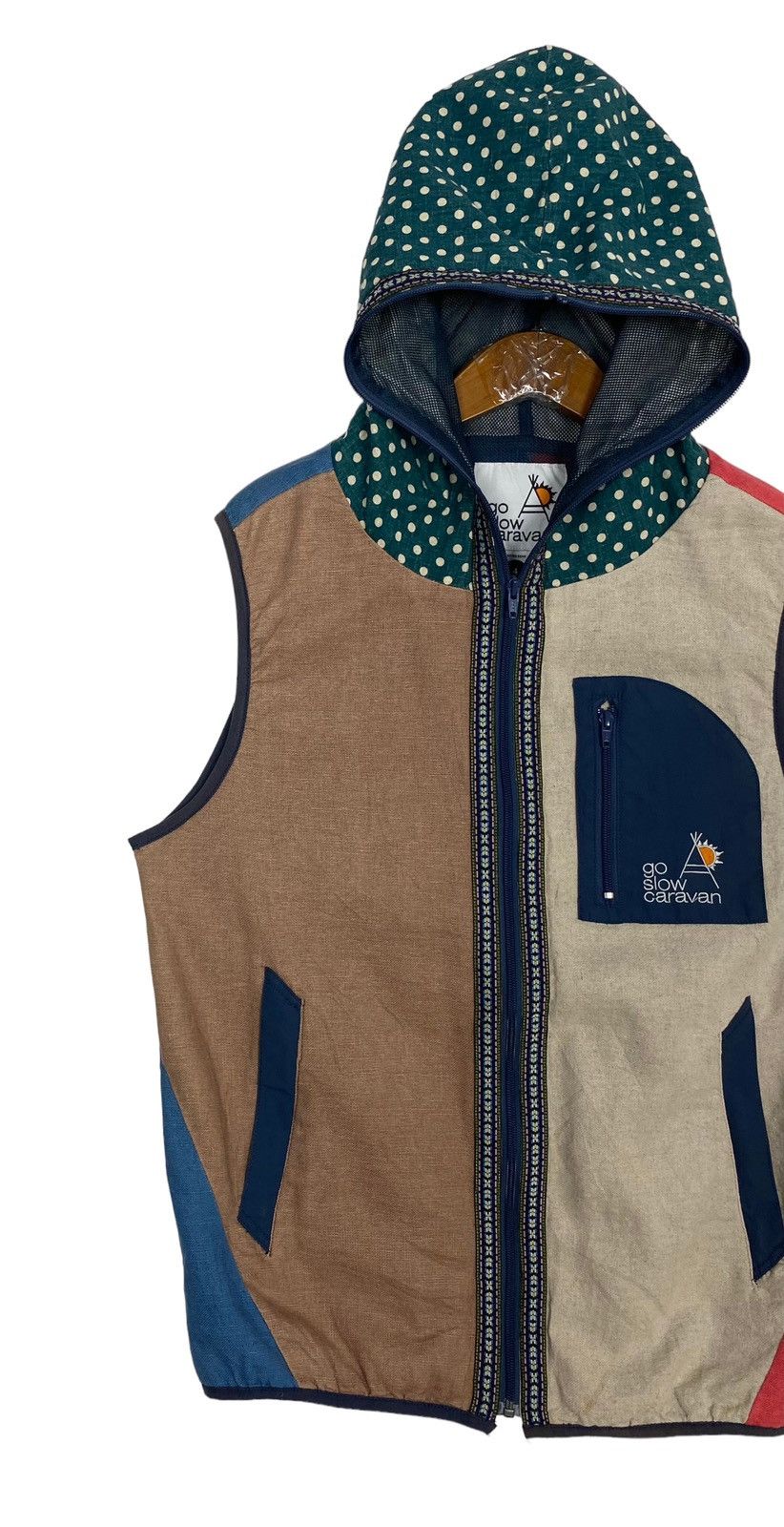 go slow caravan Rare‼️ Go Slow Carawan Hoodie Multicolor Vest Size US M / EU 48-50 / 2 - 7 Thumbnail