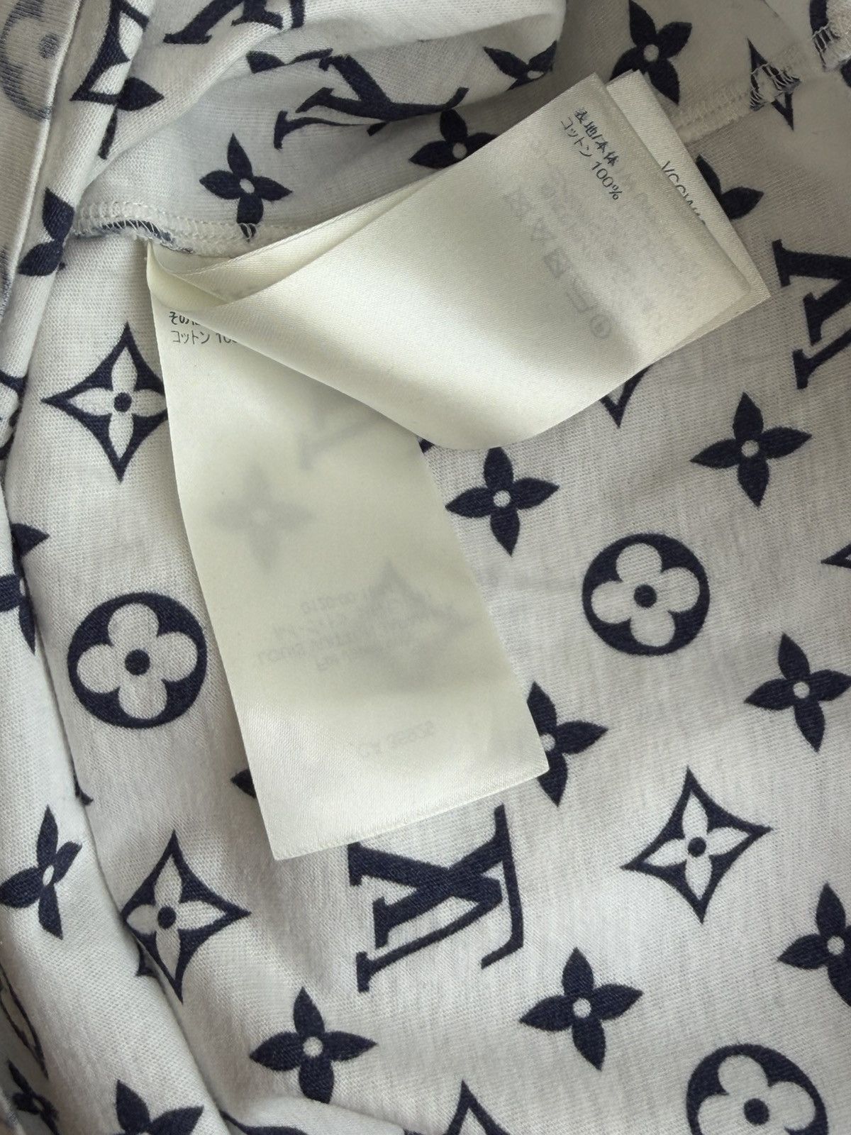 Louis Vuitton Louis Vuitton monogram tshirt Size US S / EU 44-46 / 1 - 10 Thumbnail