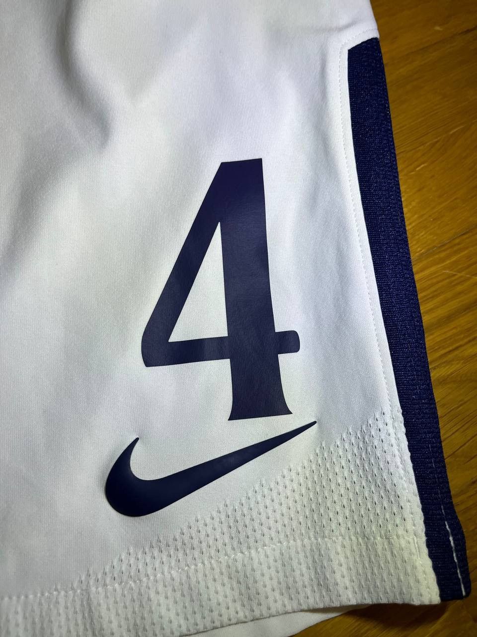 Other Nike Tottenham Hotspur 2017-2018 match worn soccer shorts Size US 34 / EU 50 - 4 Thumbnail