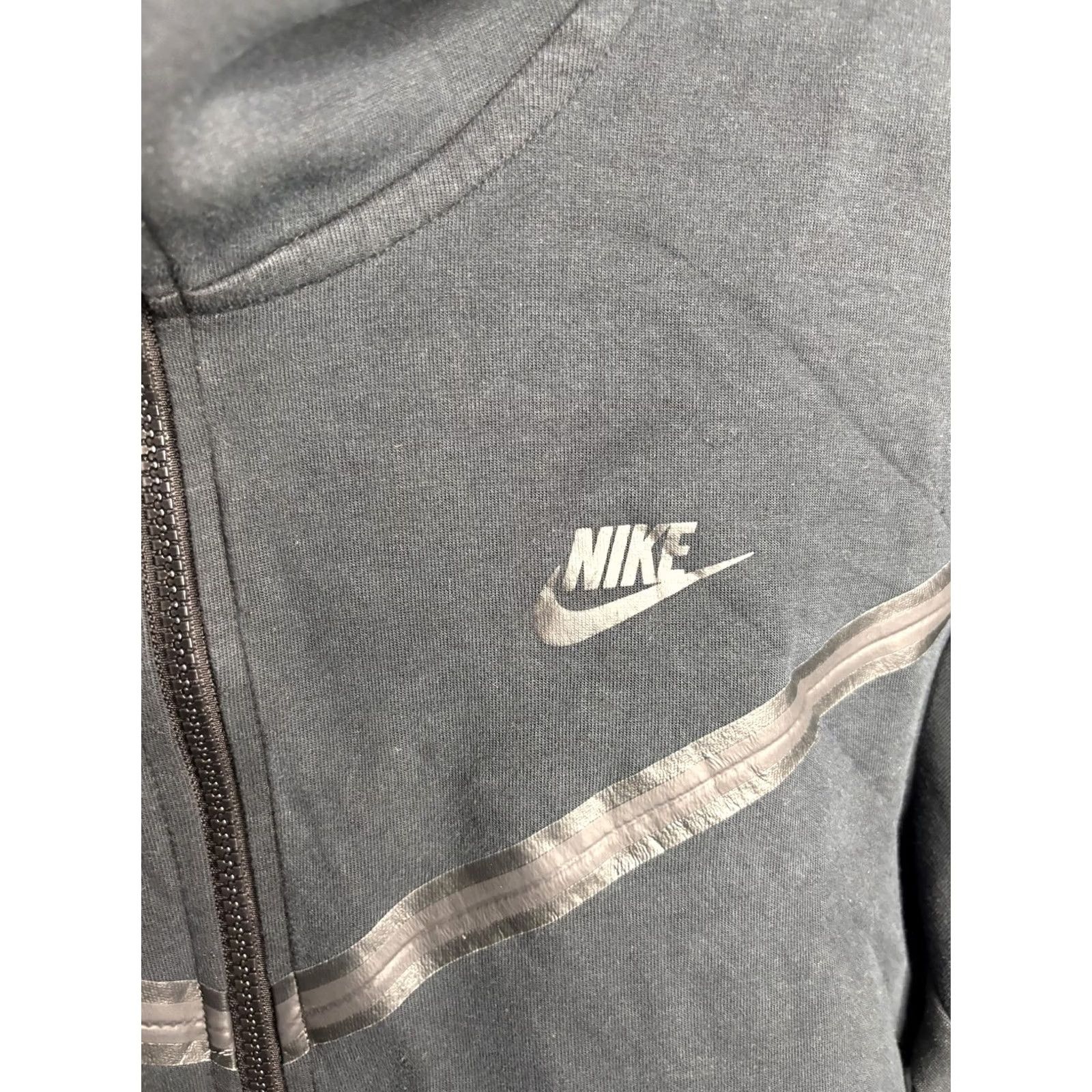 Nike Nike Jacket Mens L Gray Full Zip Hooded Reflective Stripe Pocket Athletic Size US L / EU 52-54 / 3 - 3 Thumbnail