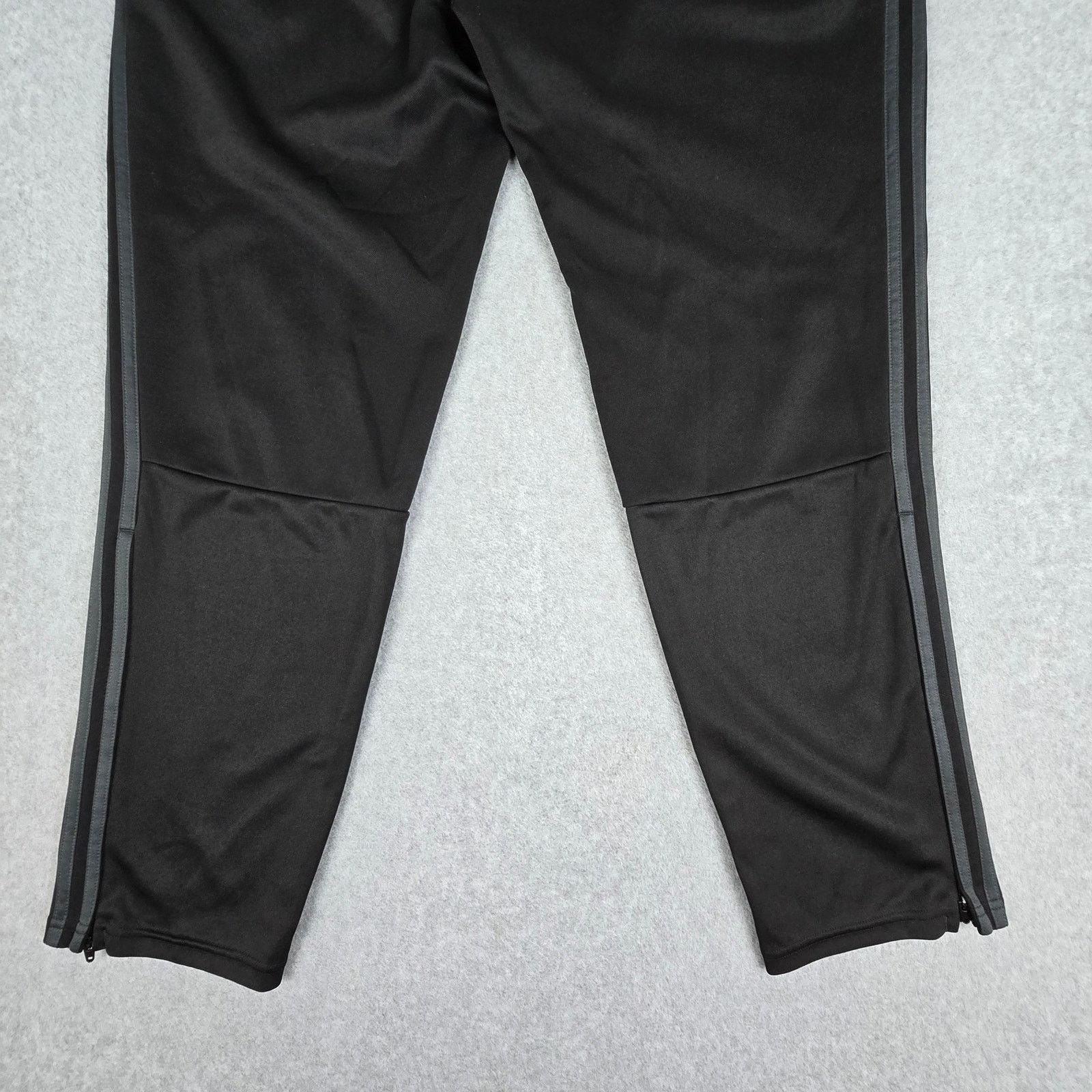 Adidas Adidas 2XL Black Track Pants Drawstring Zip Pockets & Ankles Size US 42 / EU 58 - 7 Thumbnail