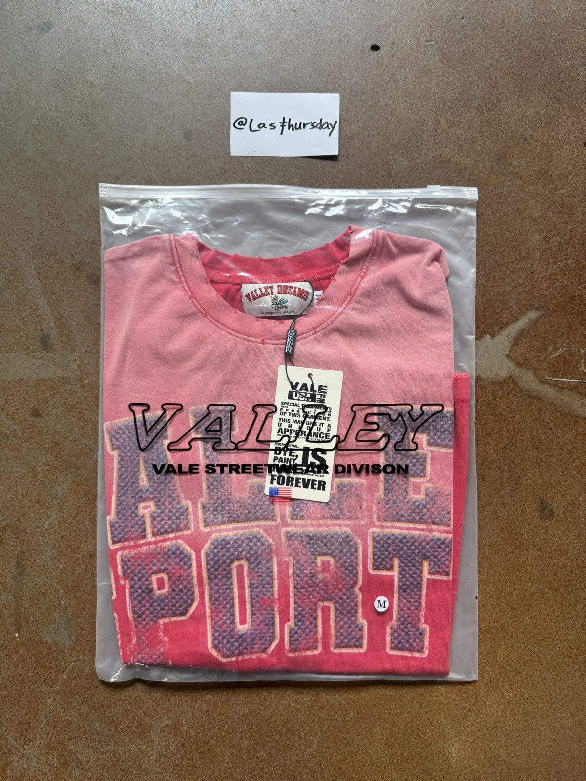 Vale Vale Valley Sports Division Tee Red Medium Size US M / EU 48-50 / 2 - 2 Thumbnail