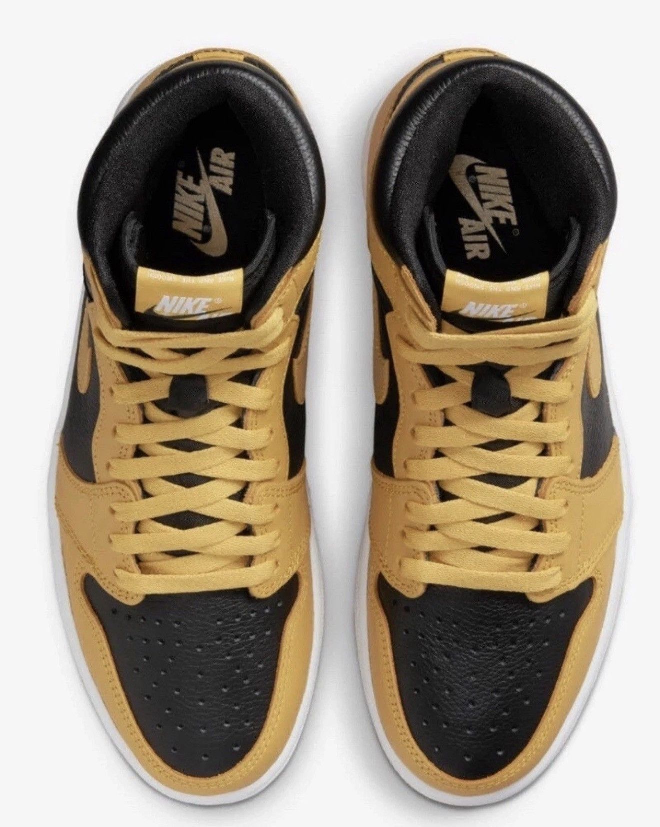 Jordan Brand Air Jordan 1 Retro OG High Pollen Sz: 9 Size US 9 / EU 42 - 5 Thumbnail