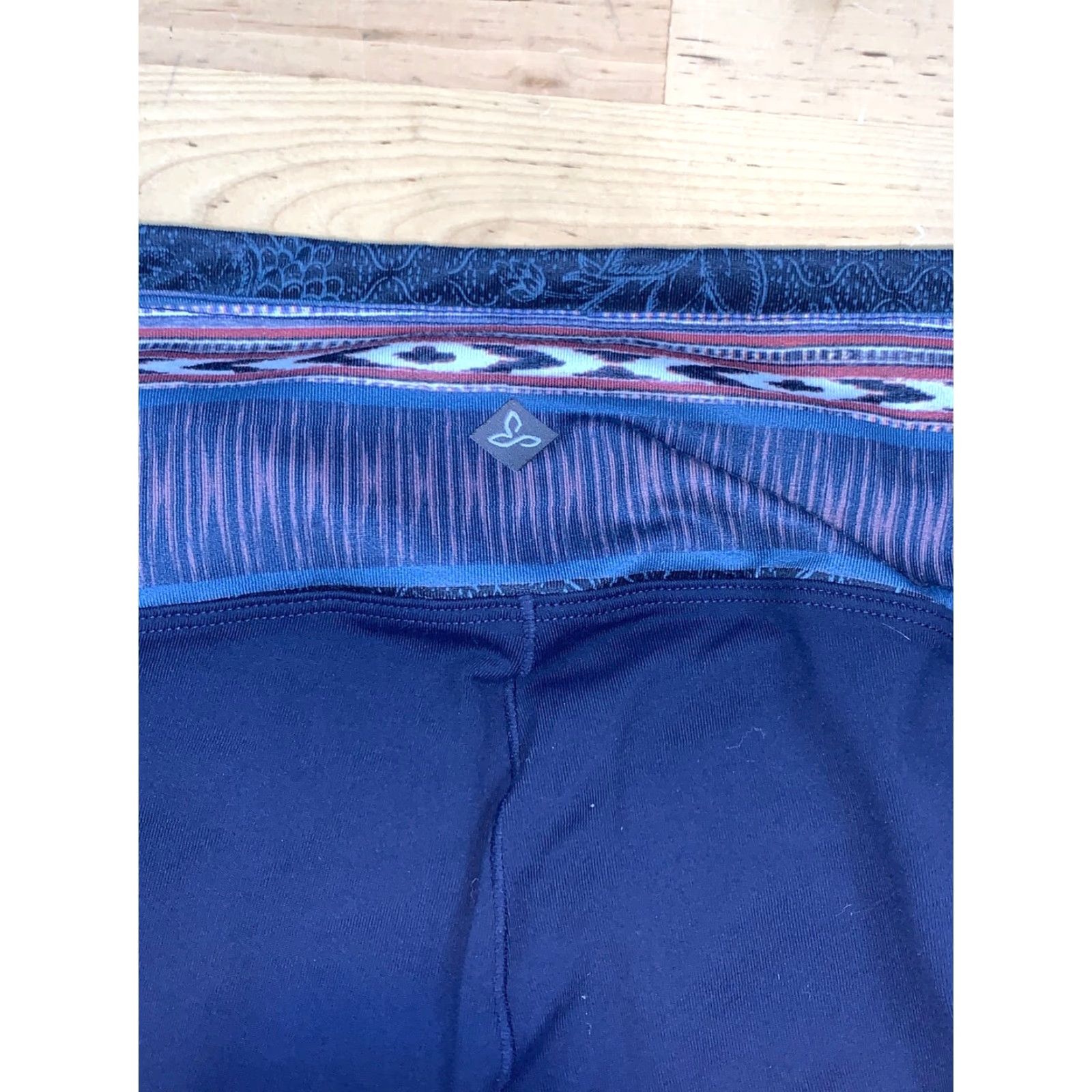 Prana prAna Yoga Leggings Aztec Southwest Activewear Athleisure Casual XS Women Blue 27.5 in Inseam Leg Compression Size 26" / US 2 / IT 38 - 8 Thumbnail