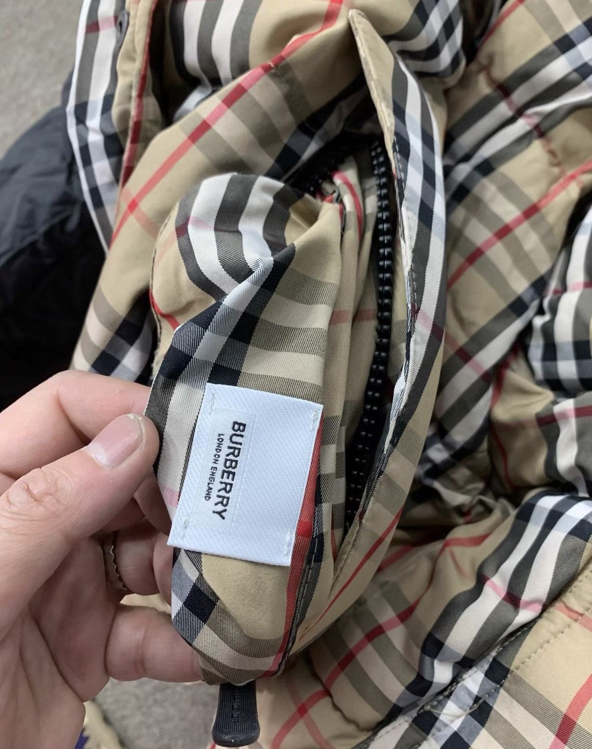 Burberry BURBERRY Reversible Check Down Jacket Size US M / EU 48-50 / 2 - 6 Thumbnail