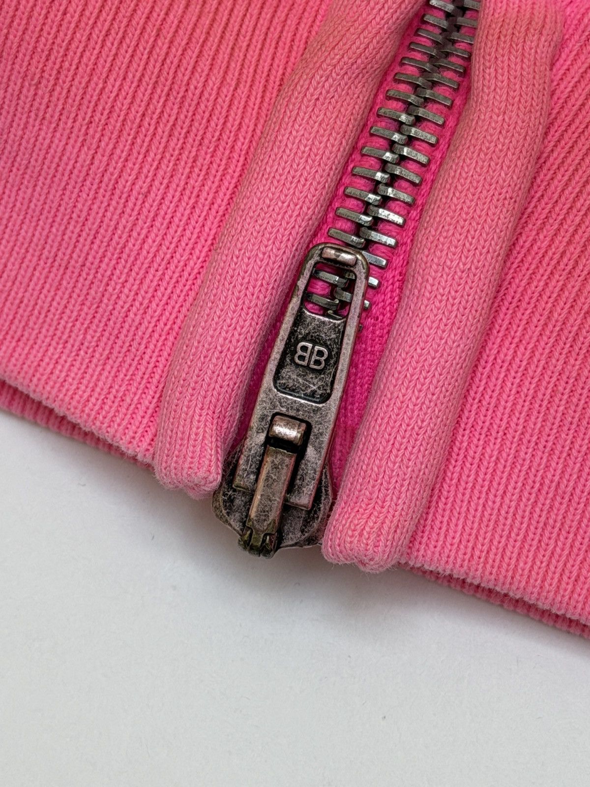 Balenciaga Balenciaga Paris Fluo Pink Worn Out Effect Zip Up Hoodie Size US XS / EU 42 / 0 - 5 Thumbnail