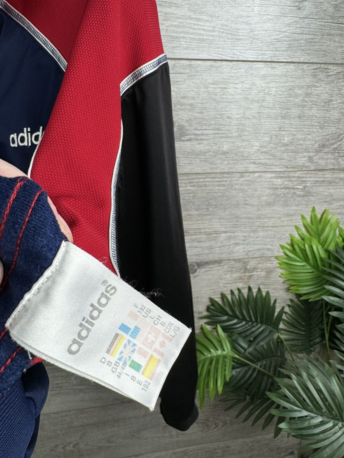 Adidas × Vintage Adidas Big Logo zip 80s Rare vintage size L Size US L / EU 52-54 / 3 - 8 Thumbnail