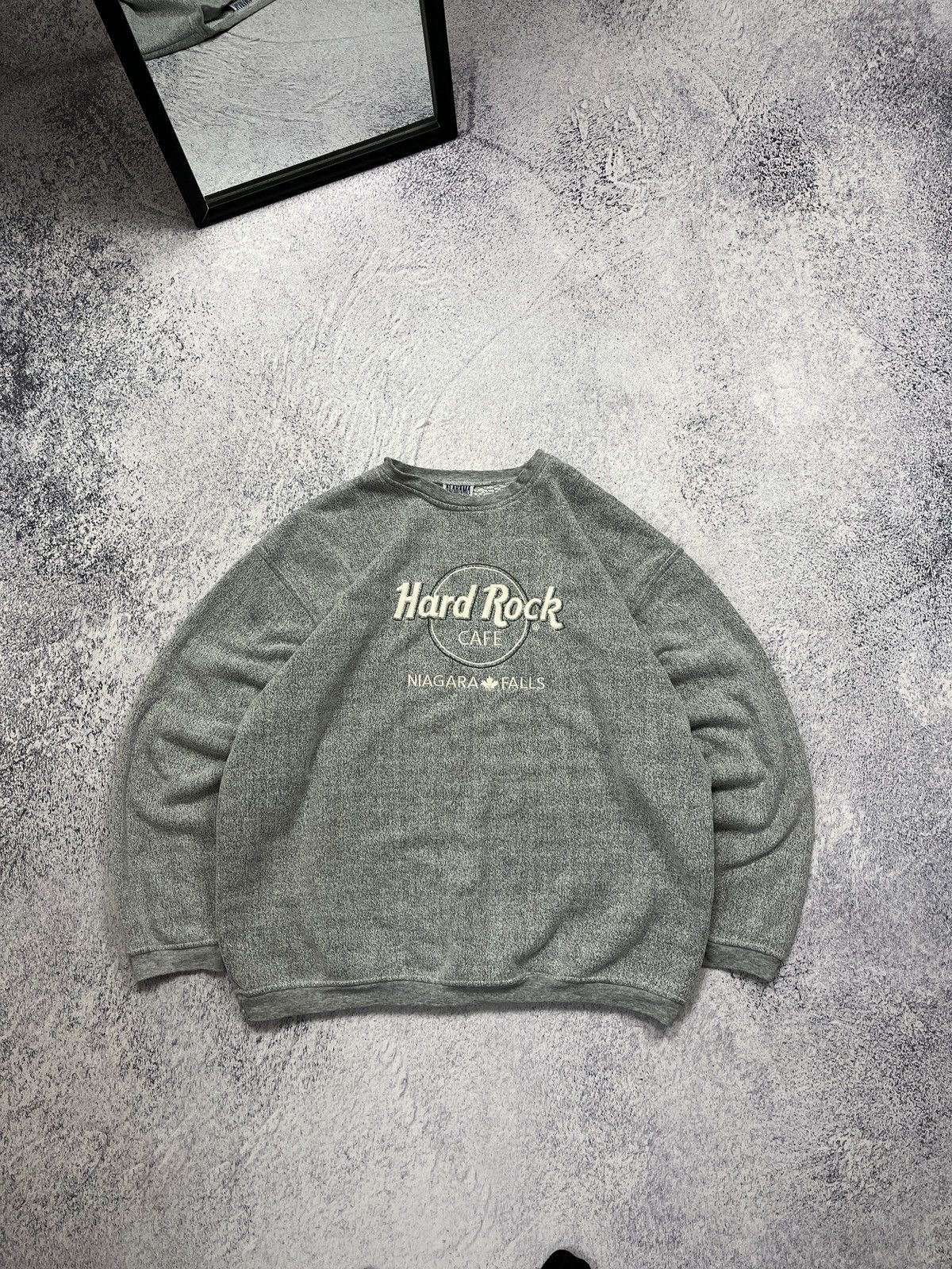Hard Rock Cafe × Vintage Vintage 90’s Hard Rock Cafe Niagara Falls Baggy Sweatshirt Size US XL / EU 56 / 4 - 1 Thumbnail