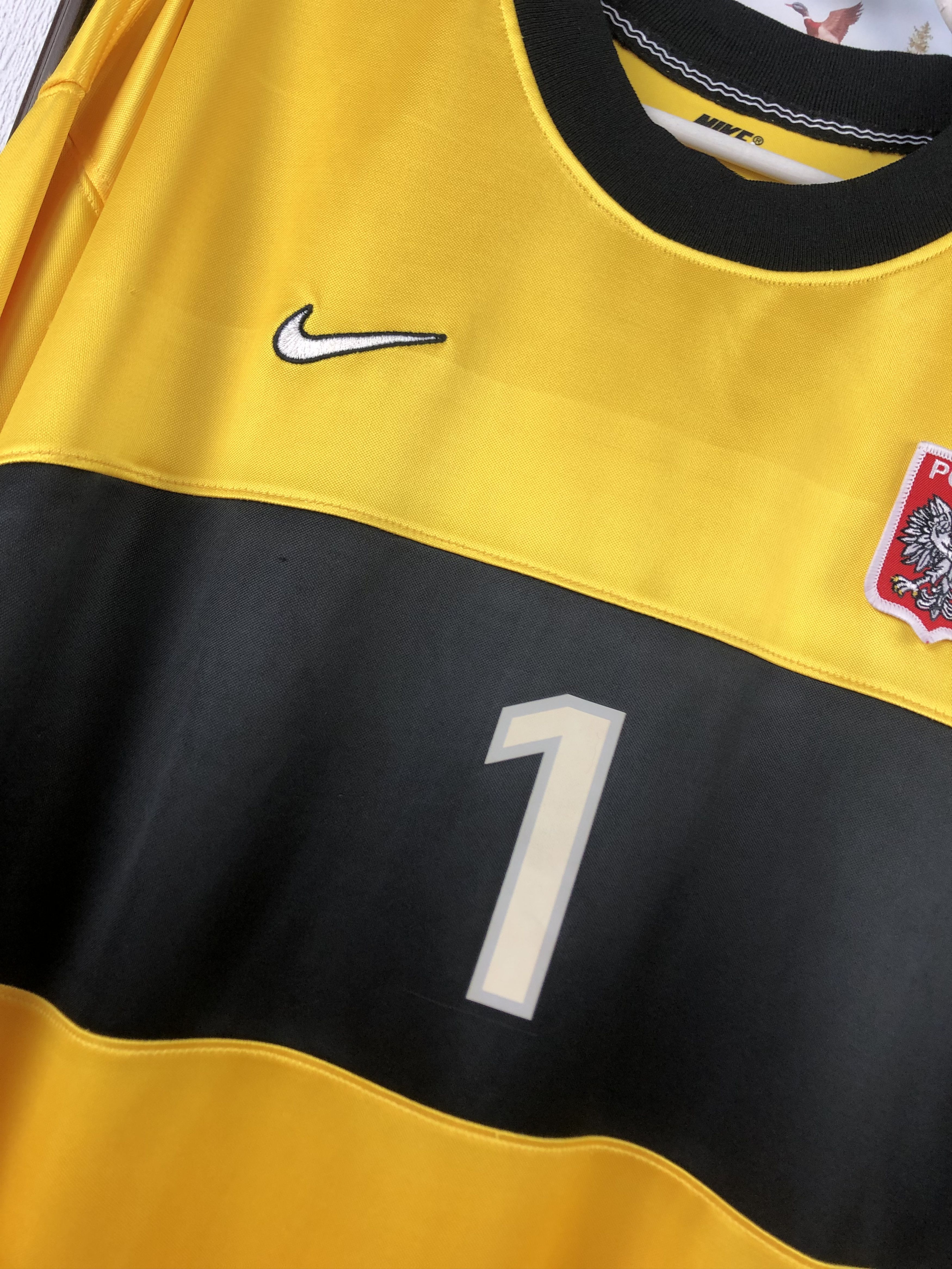 Nike Poland Goalkeeper football shirt 1998 Jersey Rare With Tags Size US XXL / EU 58 / 5 - 6 Thumbnail