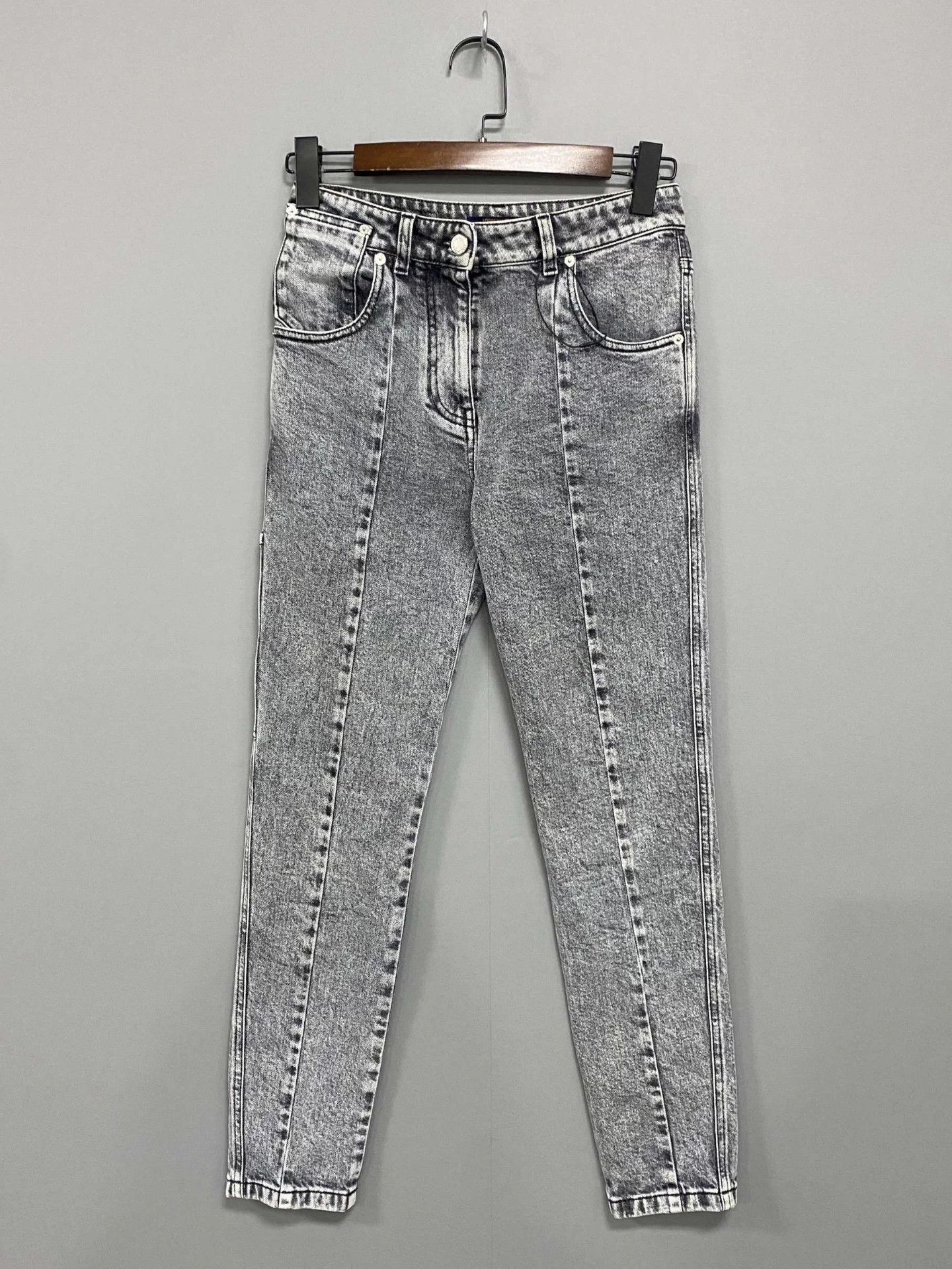 Louis Vuitton LV gray washed leather logo jeans 99 new size 34 Size 25" / US 0 / IT 36 - 1 Thumbnail