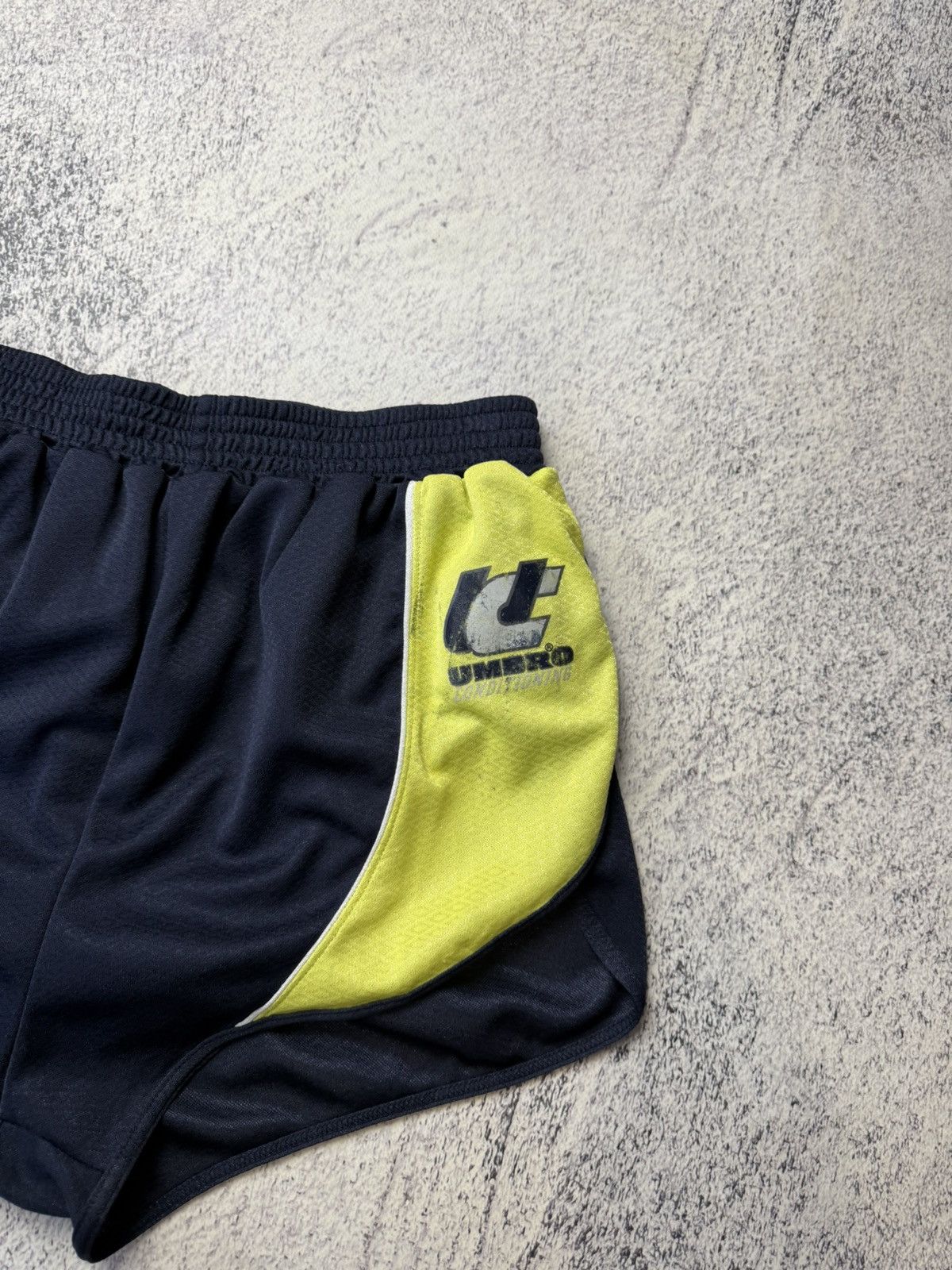 Umbro Vintage Umbro Sportswear Sorts Y2K Rare Size US 36 / EU 52 - 3 Thumbnail