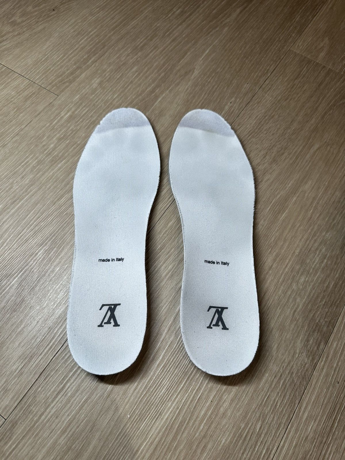 Louis Vuitton Louis Vuitton Trainer White Size US 10 / EU 43 - 11 Thumbnail