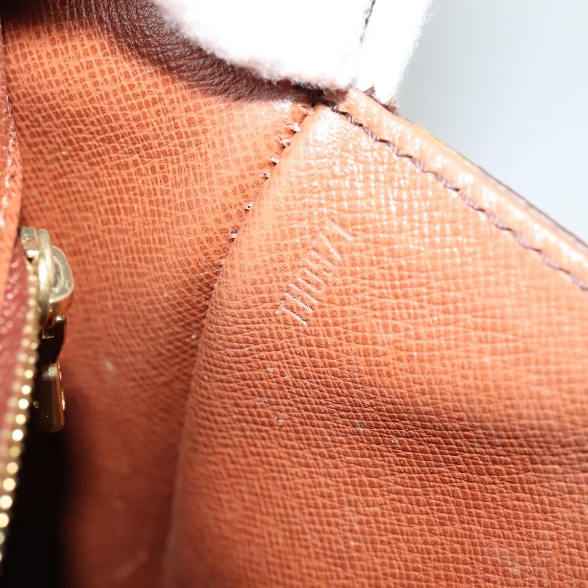 Louis Vuitton LOUIS VUITTON Monogram Saint Cloud GM Shoulder Bag M51242 Size ONE SIZE - 12 Thumbnail
