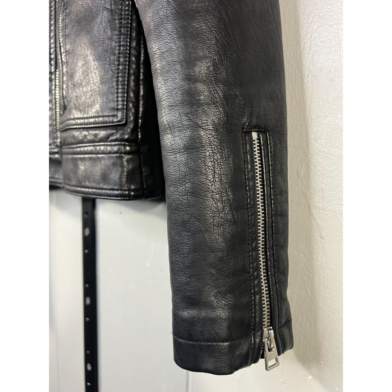 Topshop TOPSHOP Women’s Black Faux Leather Biker Jacket Motorcycle S Size XS / US 0-2 / IT 36-38 - 5 Thumbnail