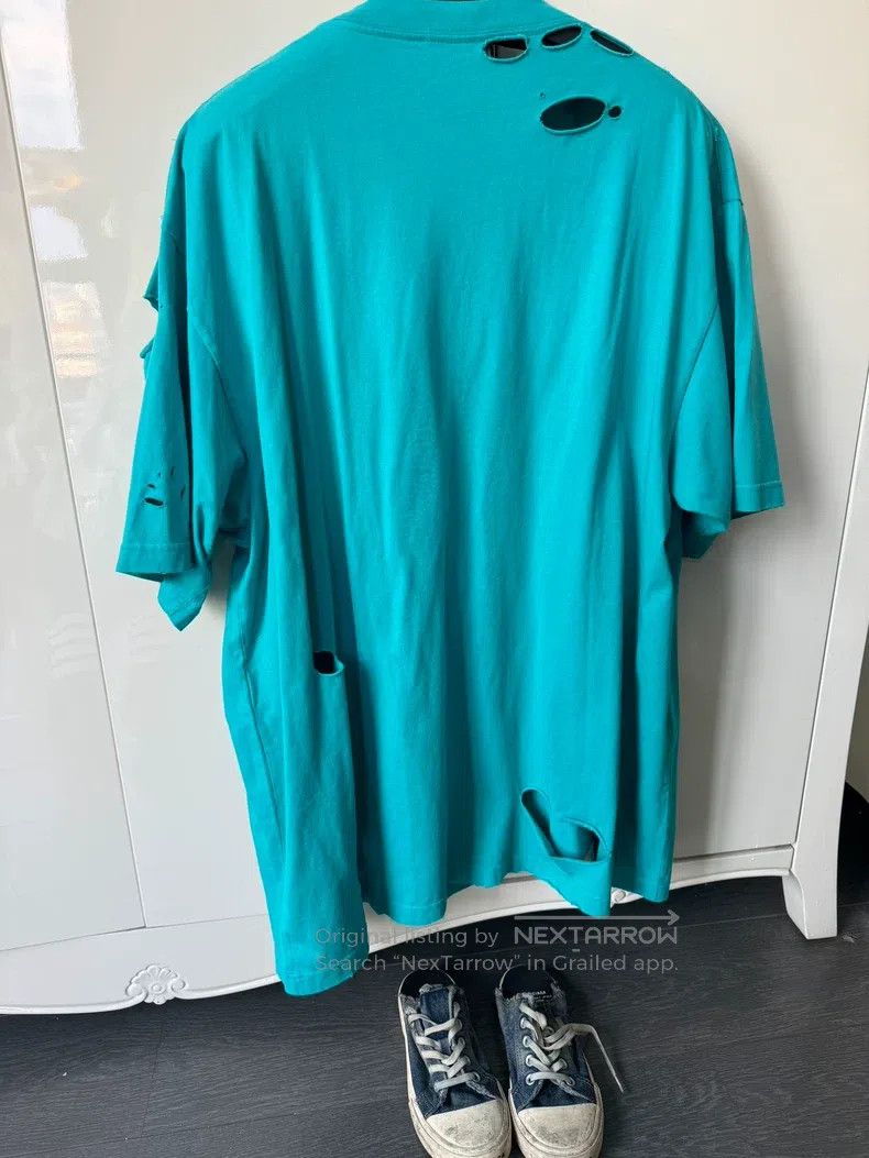 Balenciaga Balenciaga Ripped Logo T-Shirt in Lake Blue, Size S Size US S / EU 44-46 / 1 - 2 Thumbnail