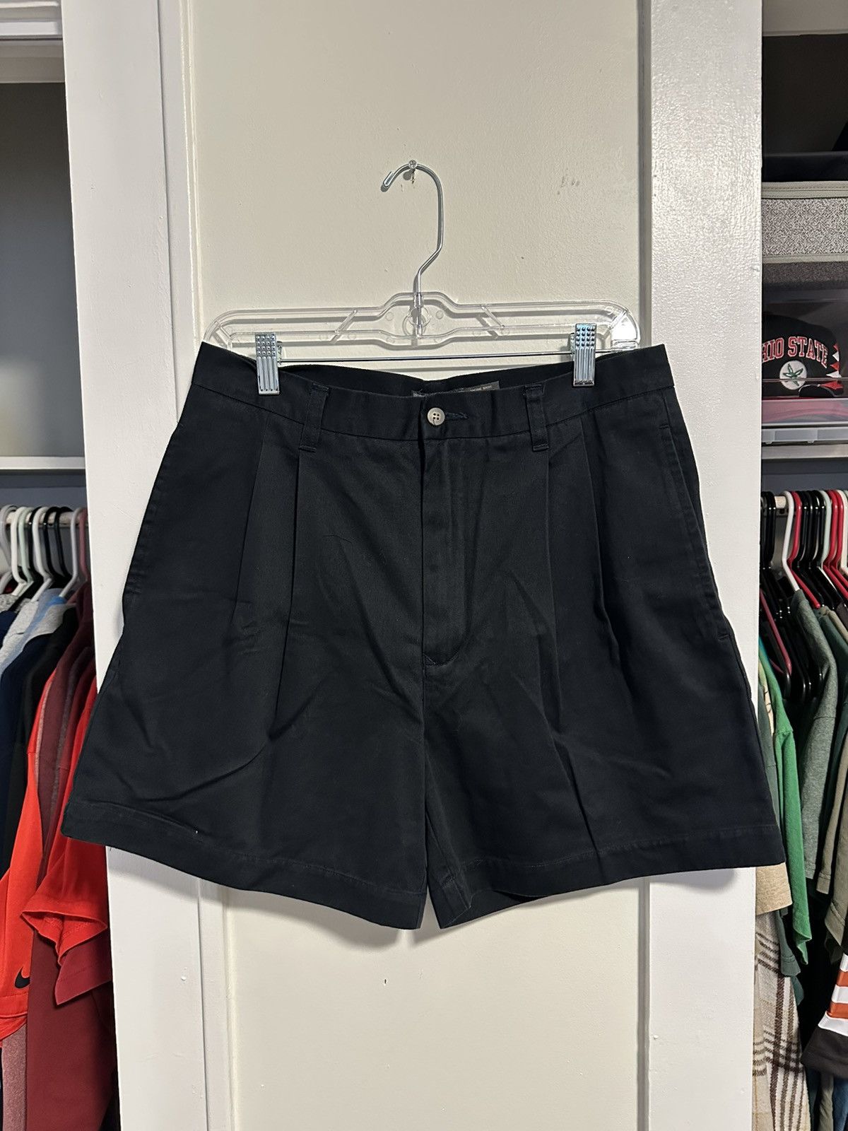 Guess Vintage Guess Classics Black Golf Shorts Size US 32 / EU 48 - 1 Thumbnail