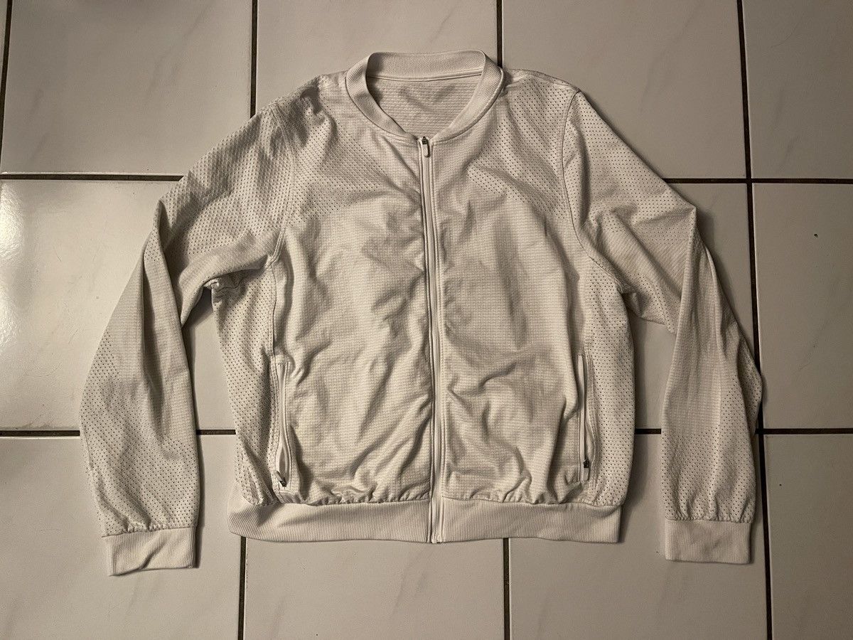Lululemon Lululemon Swiftly Midweight Full Zip Jacket Bomber White 12 Size XL / US 12-14 / IT 48-50 - 1 Thumbnail