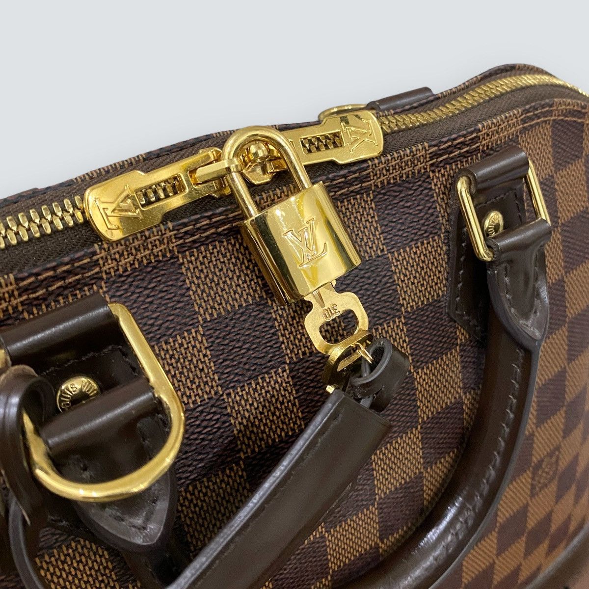 Louis Vuitton Authentic Louis Vuitton Alma PM Damier Ebene Size ONE SIZE - 6 Thumbnail