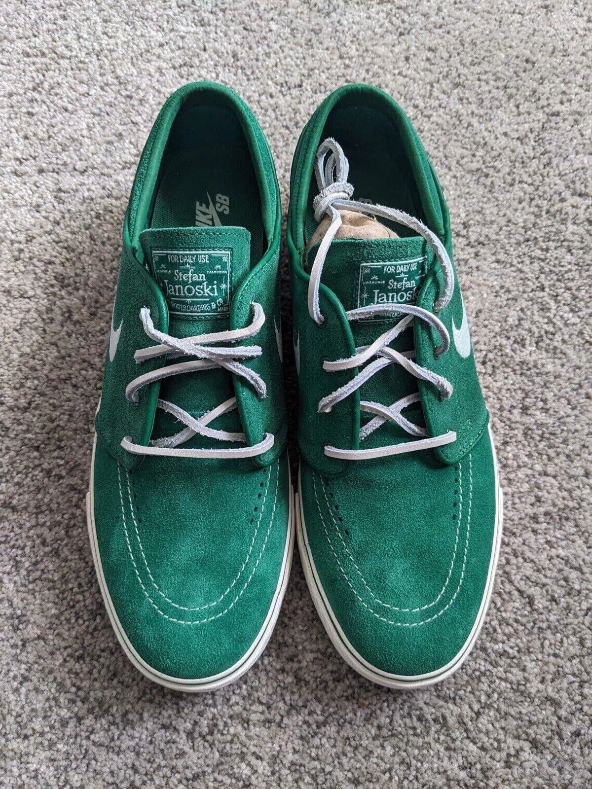 Nike 2010 Nike SB ZOOM Stefan Janoski Pine Green 333824-300 Size US 10.5 / EU 43-44 - 3 Thumbnail