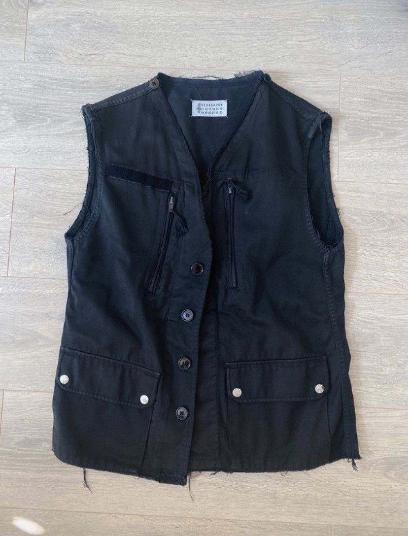 image of Maison Margiela Artisanal Margiela Reconstructed Military Vest in Black, Men's (Size Medium)