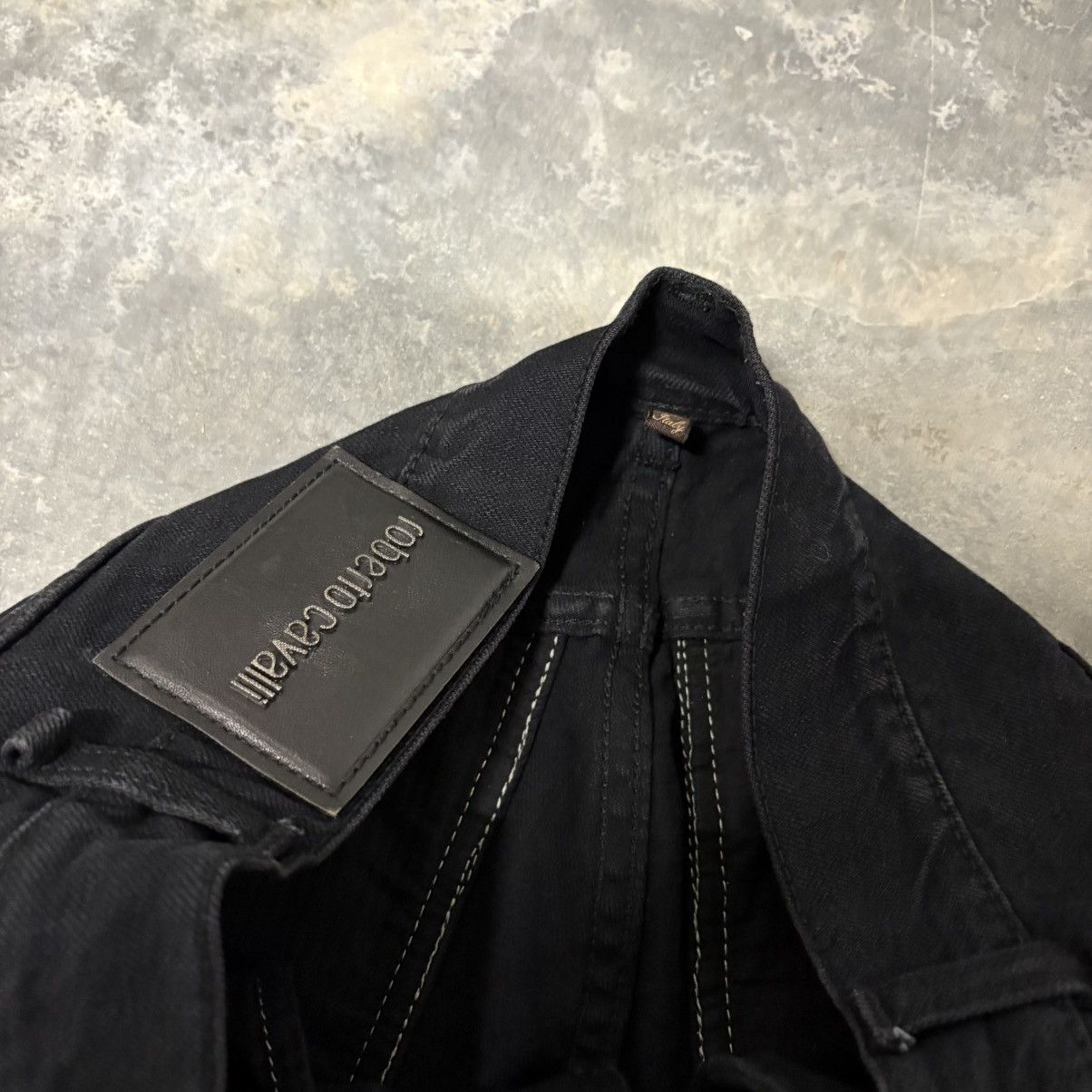 Roberto Cavalli Roberto Cavalli silver hardware studded crocodile denim Size US 32 / EU 48 - 10 Thumbnail