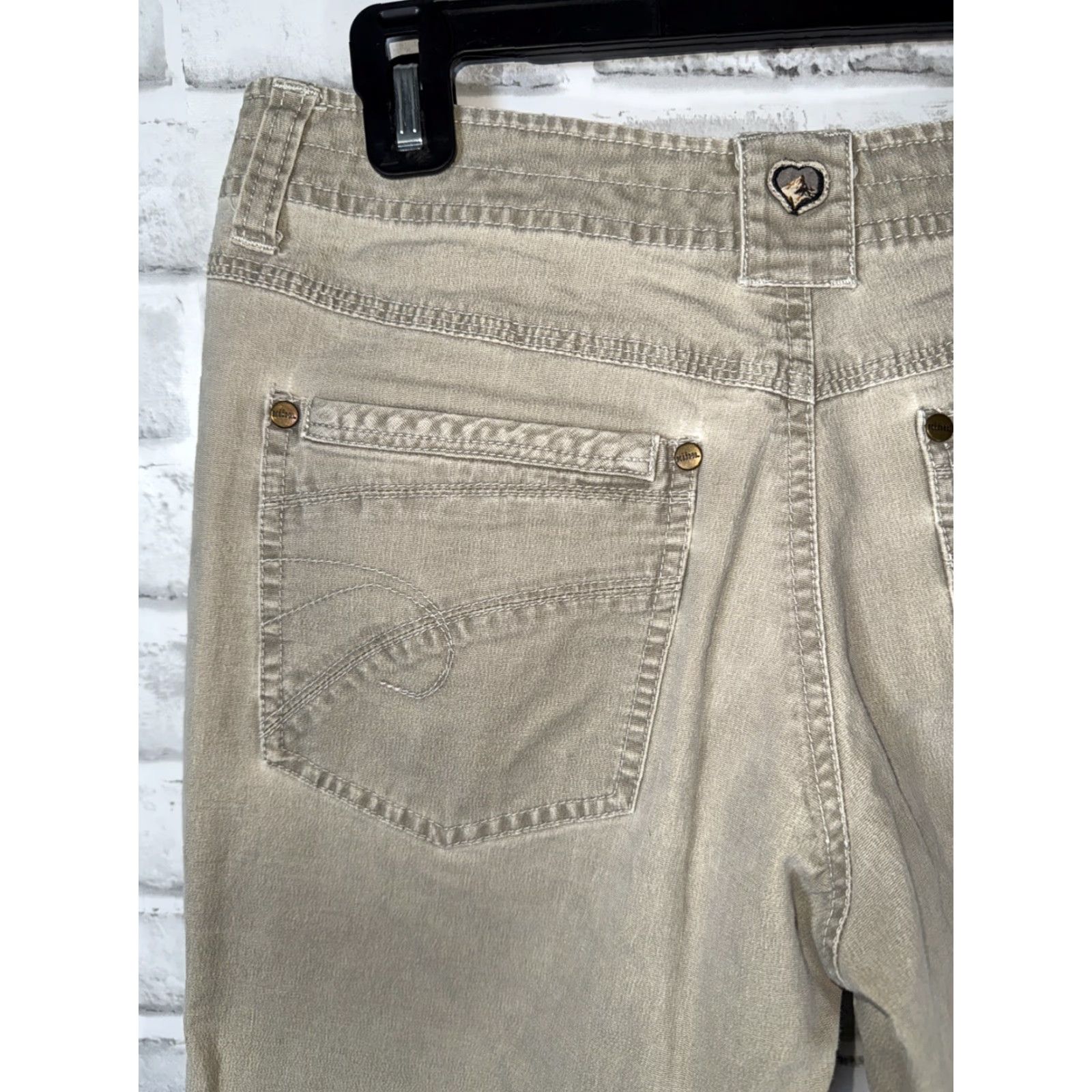 Vintage Kuhl Light Beige Women's Hiking Pants Size 6 User: Kuhl Light Beige Women's Hiking Pants Size 6 Size 28" / US 6 / IT 42 - 6 Thumbnail