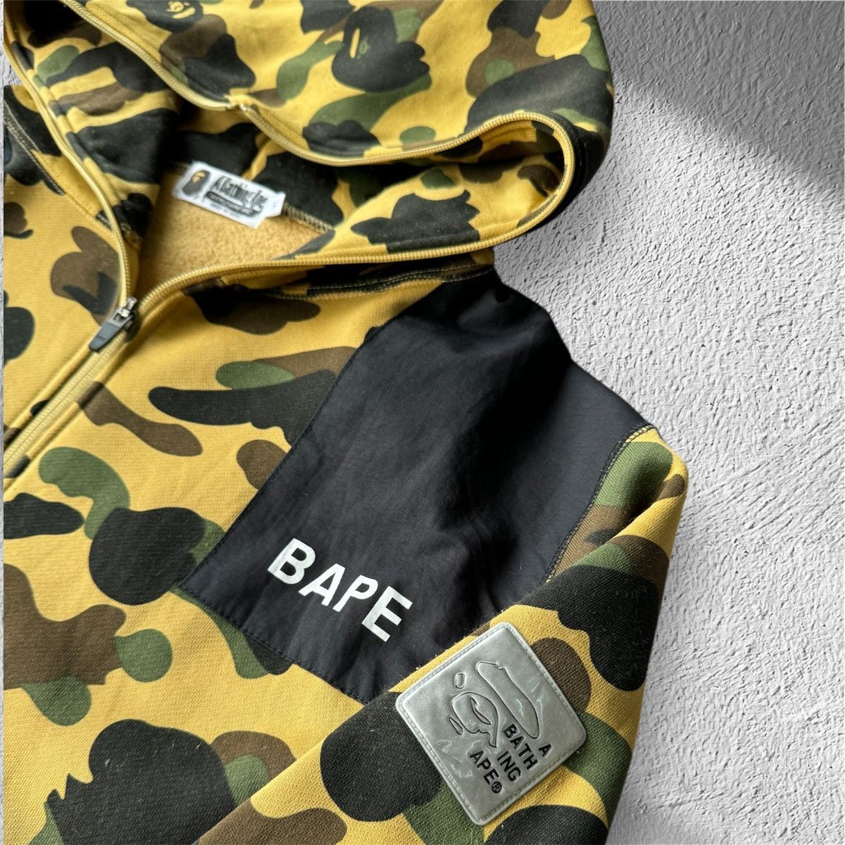 Bape Bape 1st Camouflage Full Zip Hoodie Size US XL / EU 56 / 4 - 4 Thumbnail
