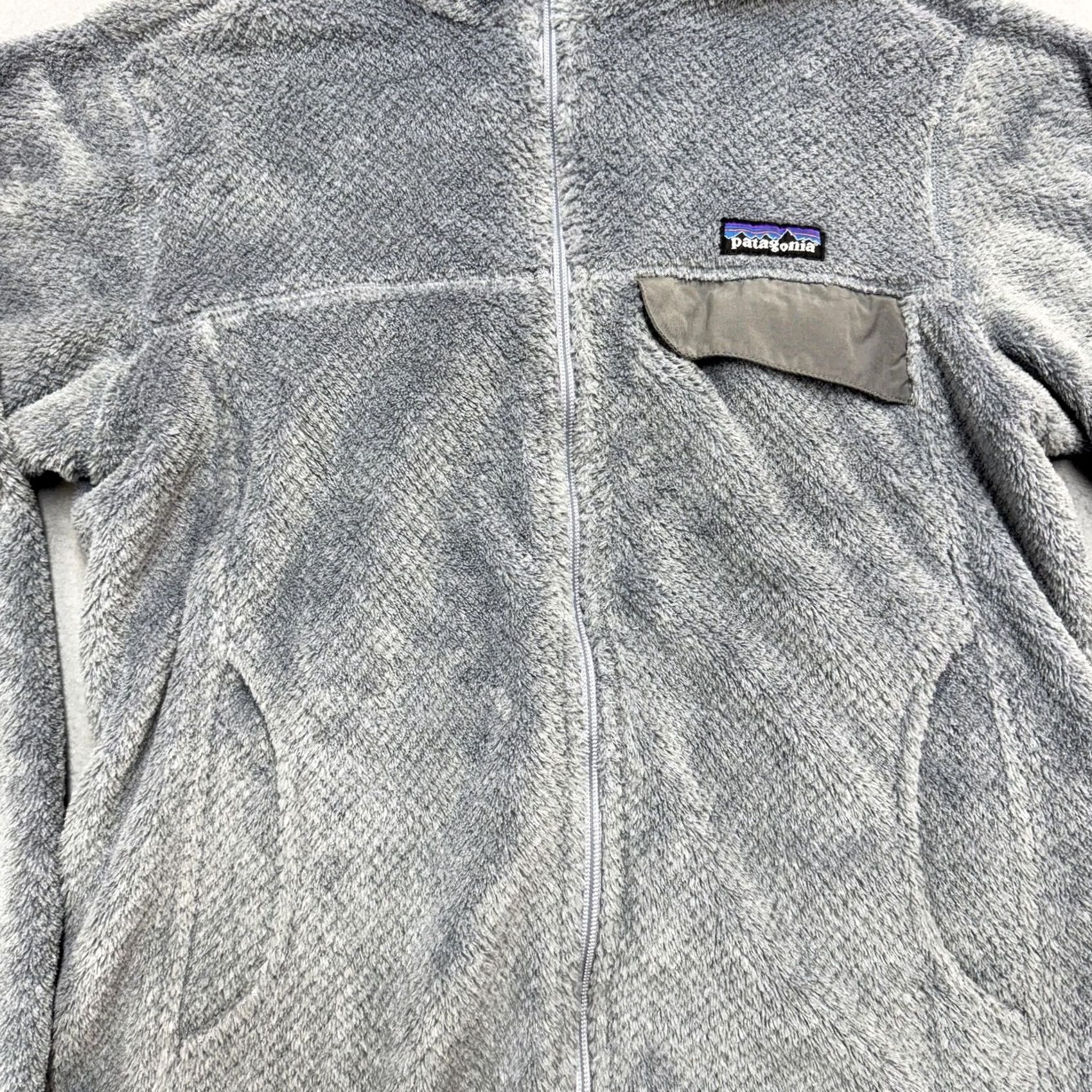 Patagonia Patagonia Jacket Womens Small Gray Full Zip Fleece Cozy Outdoor Thermal Lightweight Pocketed Short Zipper Logo Vintage-style? Size S / US 4 / IT 40 - 3 Thumbnail