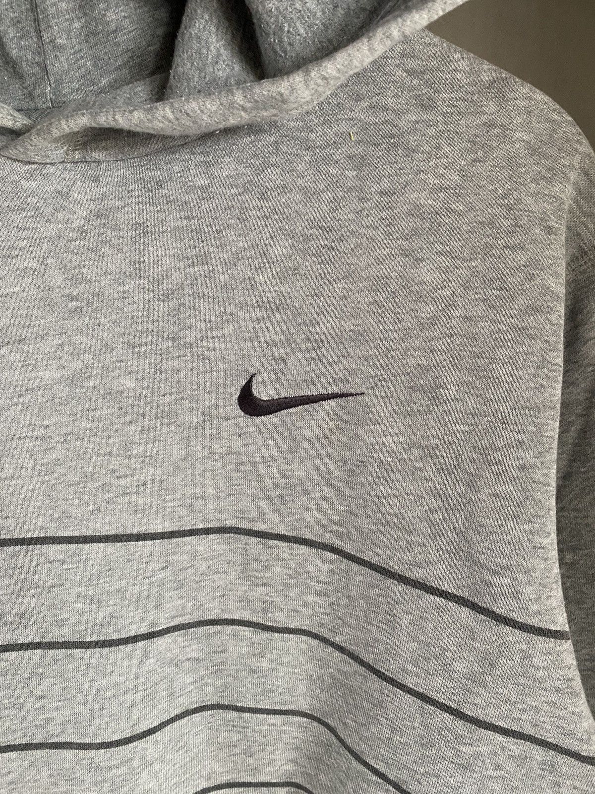 Nike Vintage Nike Y2K Mini logo Hoodie Gray Baggy Streetwear USA Size US M / EU 48-50 / 2 - 5 Thumbnail