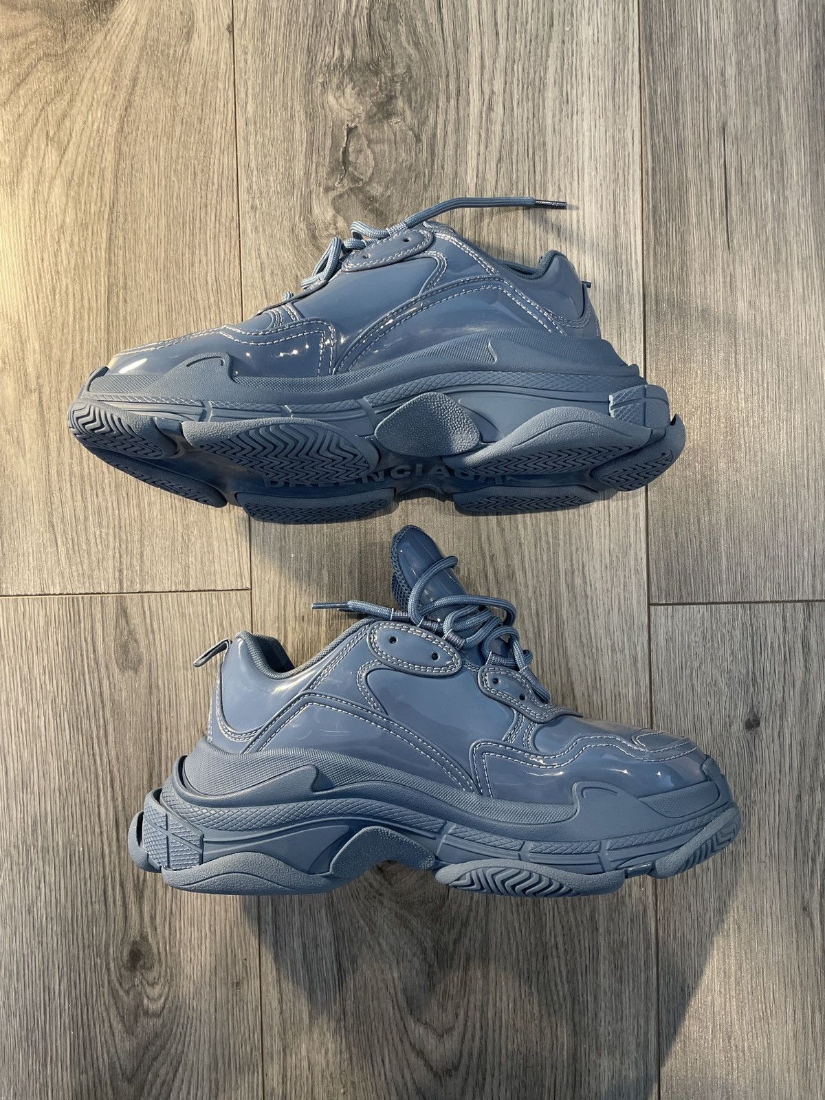 Balenciaga Balenciaga Triple S Blue Vernis Size US 8 / EU 41 - 1 Thumbnail