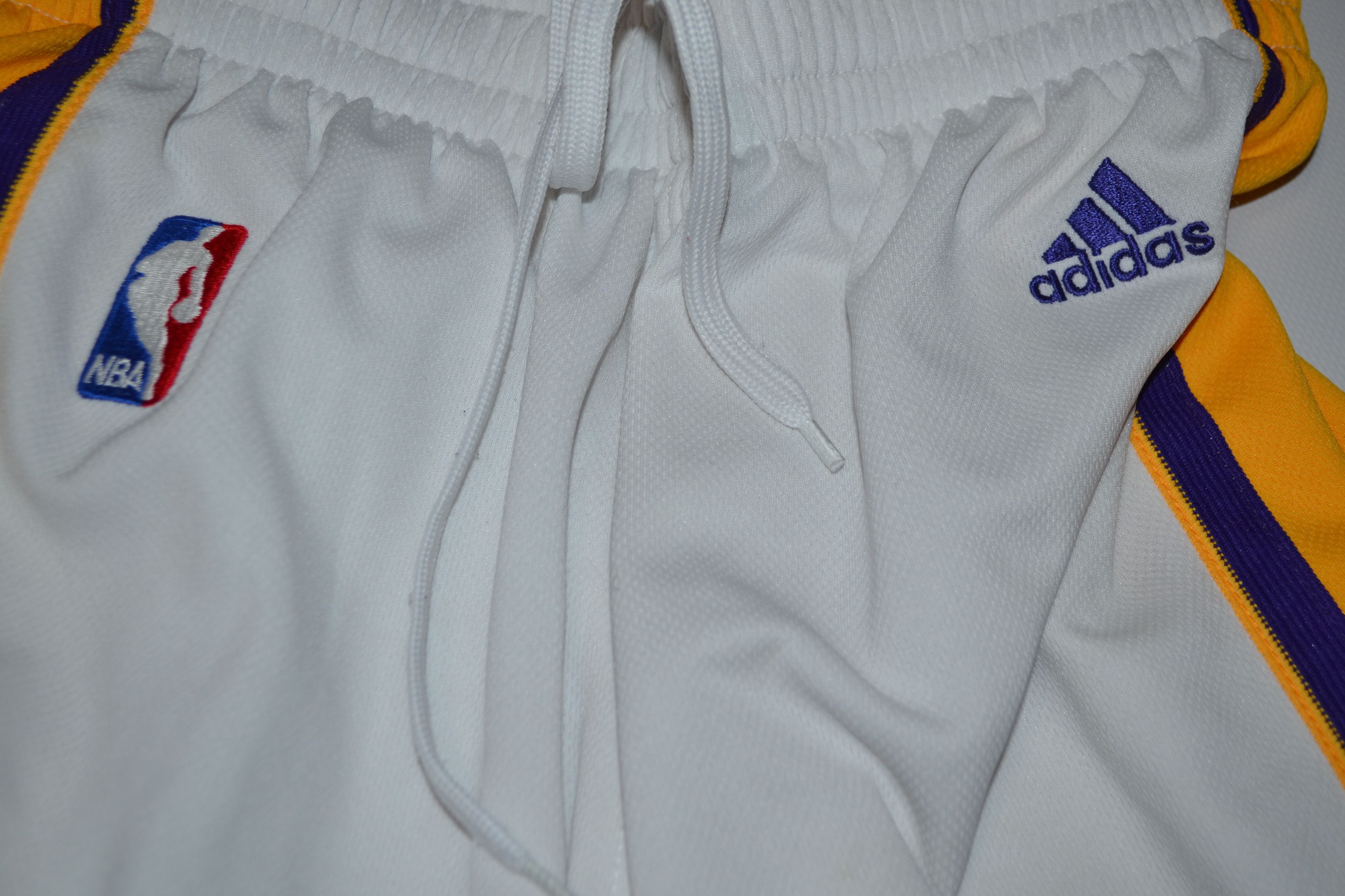 Adidas Los Angeles Lakers Basketball Shorts NBA Size US 30 / EU 46 - 5 Thumbnail