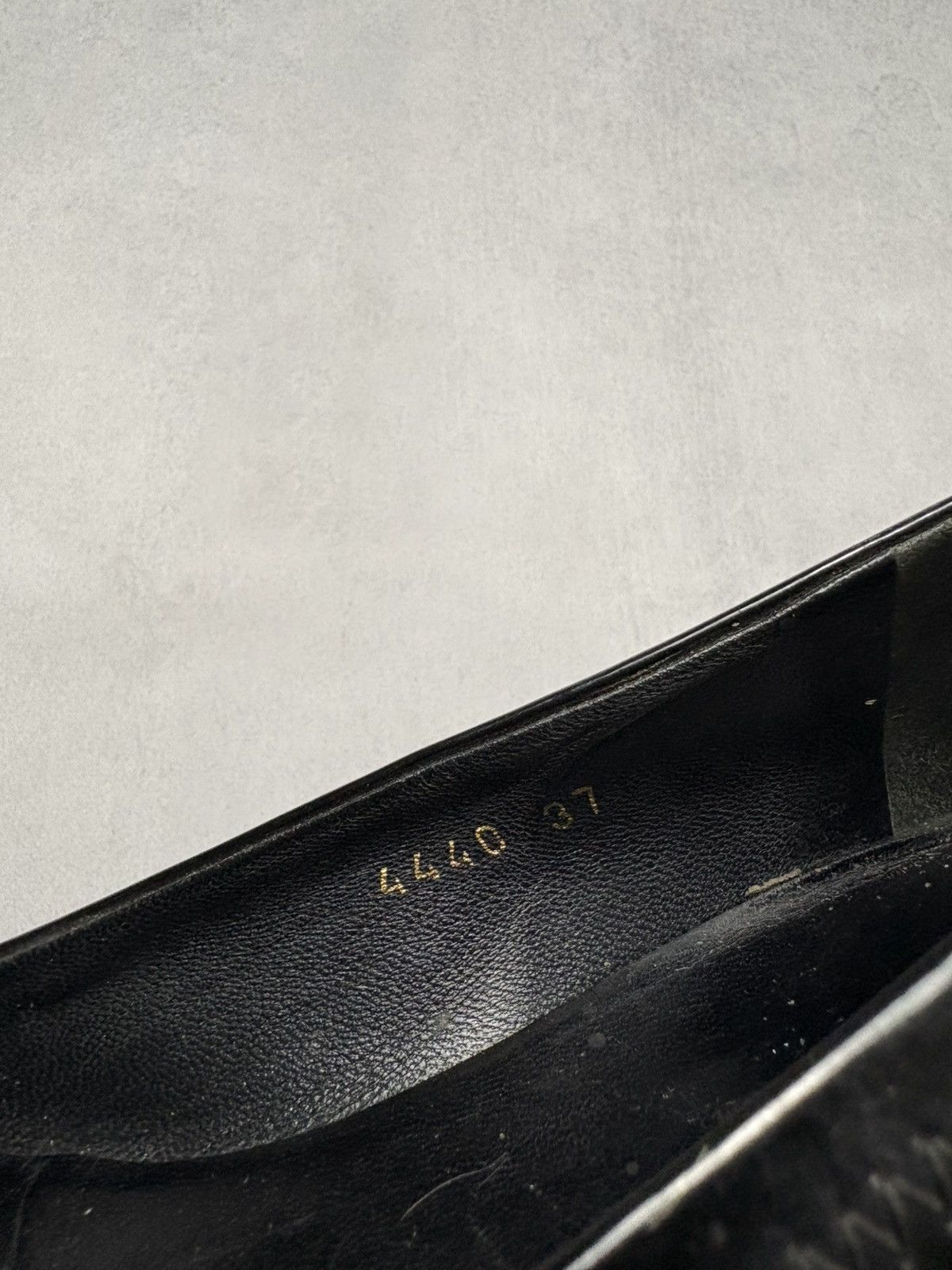 Prada Vintage Prada Black Patent Leather Flats Logo Plate Ballet Size US 7 / IT 37 - 7 Thumbnail