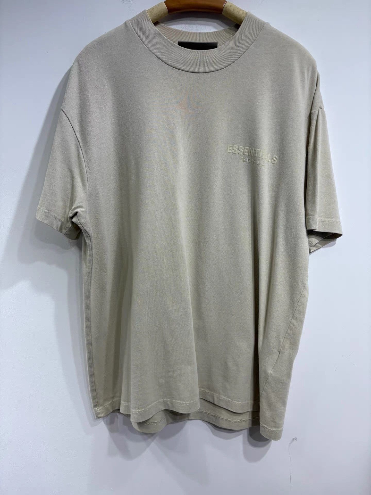 Essentials Essentials Men's Short Sleeve K29 Size US XS / EU 42 / 0 - 1 Thumbnail
