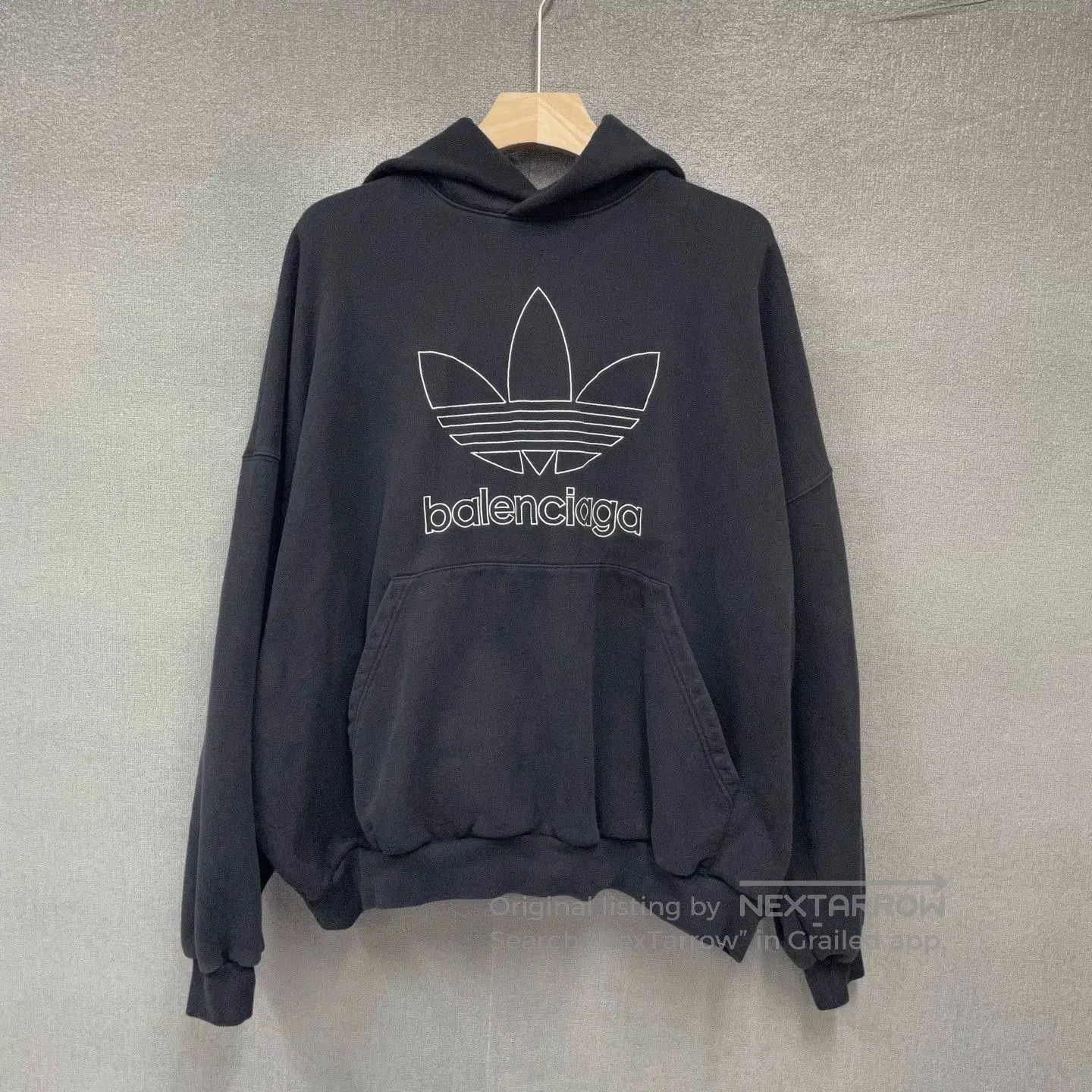 Balenciaga Balenciaga Embroidered Hoodie Sweatshirt. Size US M / EU 48-50 / 2 - 1 Thumbnail