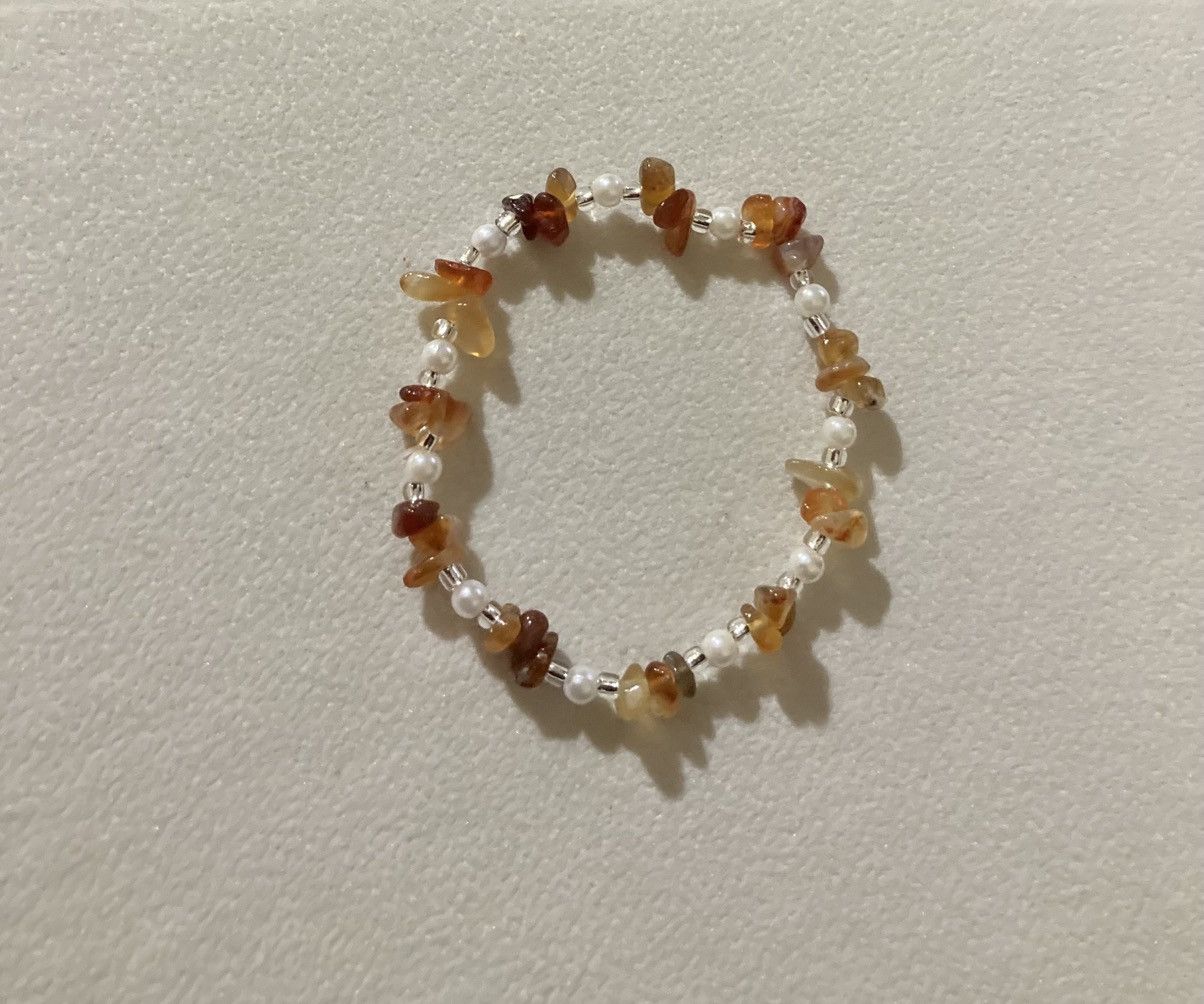 Other Red Agate and faux pearl bracelet Size ONE SIZE - 1 Preview