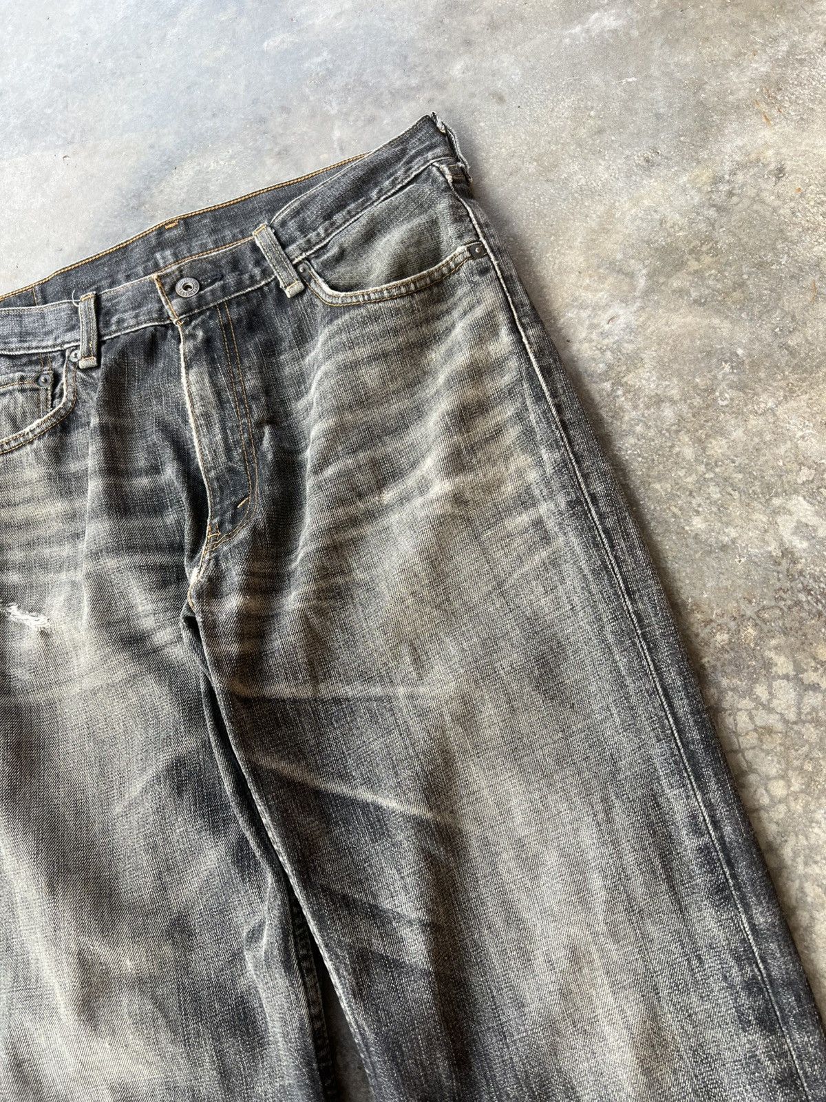 Levi's VINTAGE LEVIS 502 DISTRESS JEAN Size US 32 / EU 48 - 6 Thumbnail