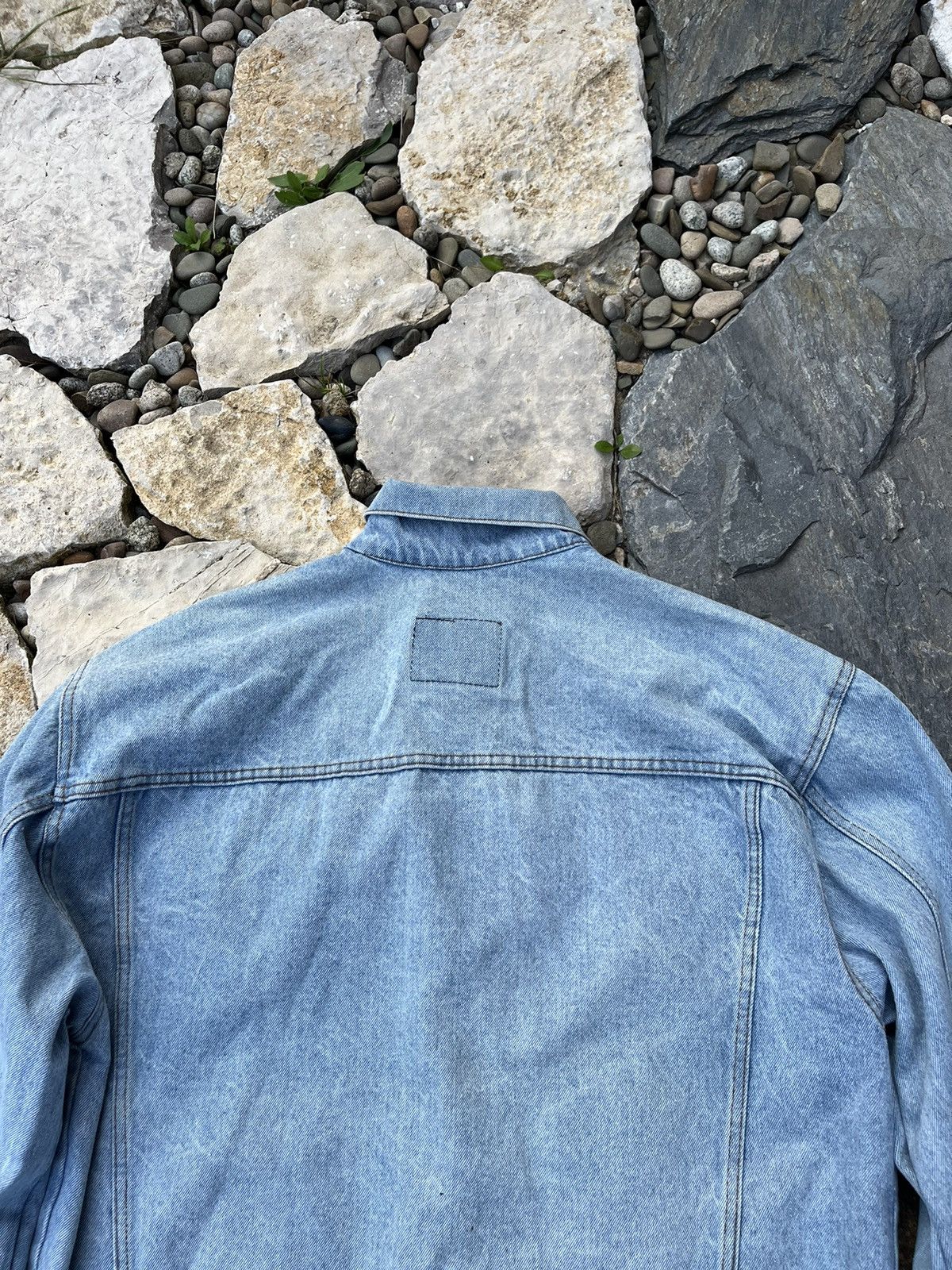Levi's × Levi's Vintage Clothing × Vintage Vintage 80s Levi’s denim distressed trucker jacket washed Size US XL / EU 56 / 4 - 14 Thumbnail
