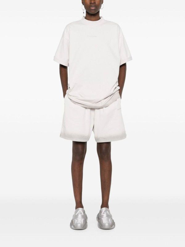Balenciaga o1mt1gz0226 Medium Fit T-Shirt In Off White Size US S / EU 44-46 / 1 - 6 Thumbnail