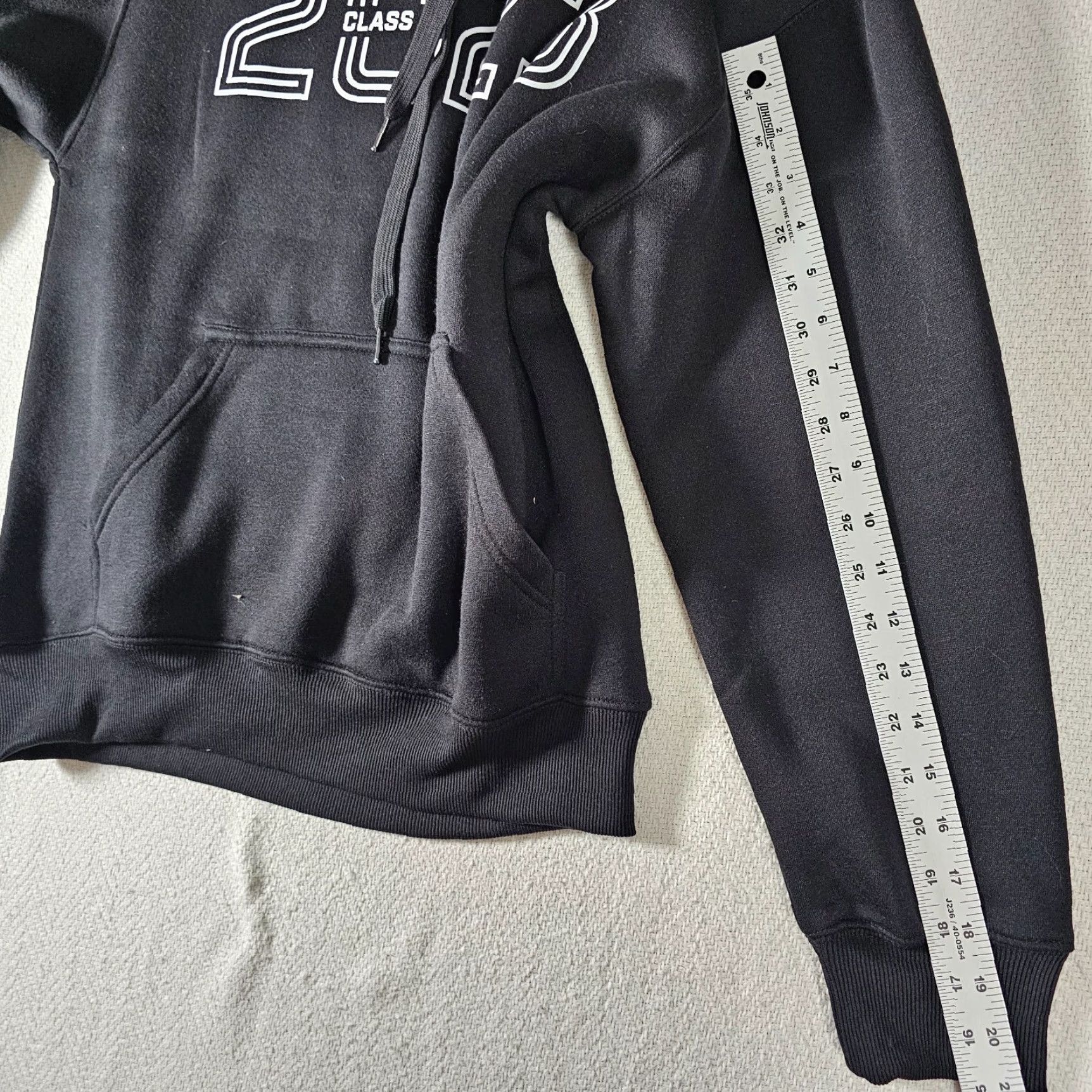 KangaROOS Herff Jones Hoodie Class of 2023 Black Gray Small Kangaroo Pocket Long Sleeve Crew Neck Knit Hooded Pullover Lightweight Pockets Regular Men XS? Wait. Size US S / EU 44-46 / 1 - 7 Thumbnail