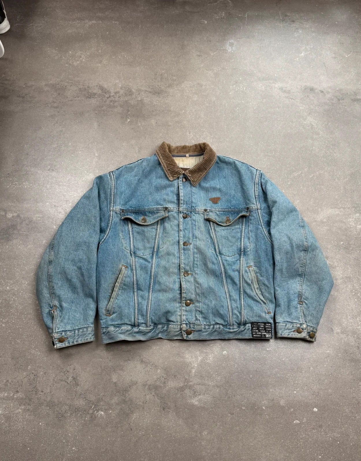 Armani Armani denim jacket vintage 1980s work wear made in Italy Size US L / EU 52-54 / 3 - 1 Thumbnail