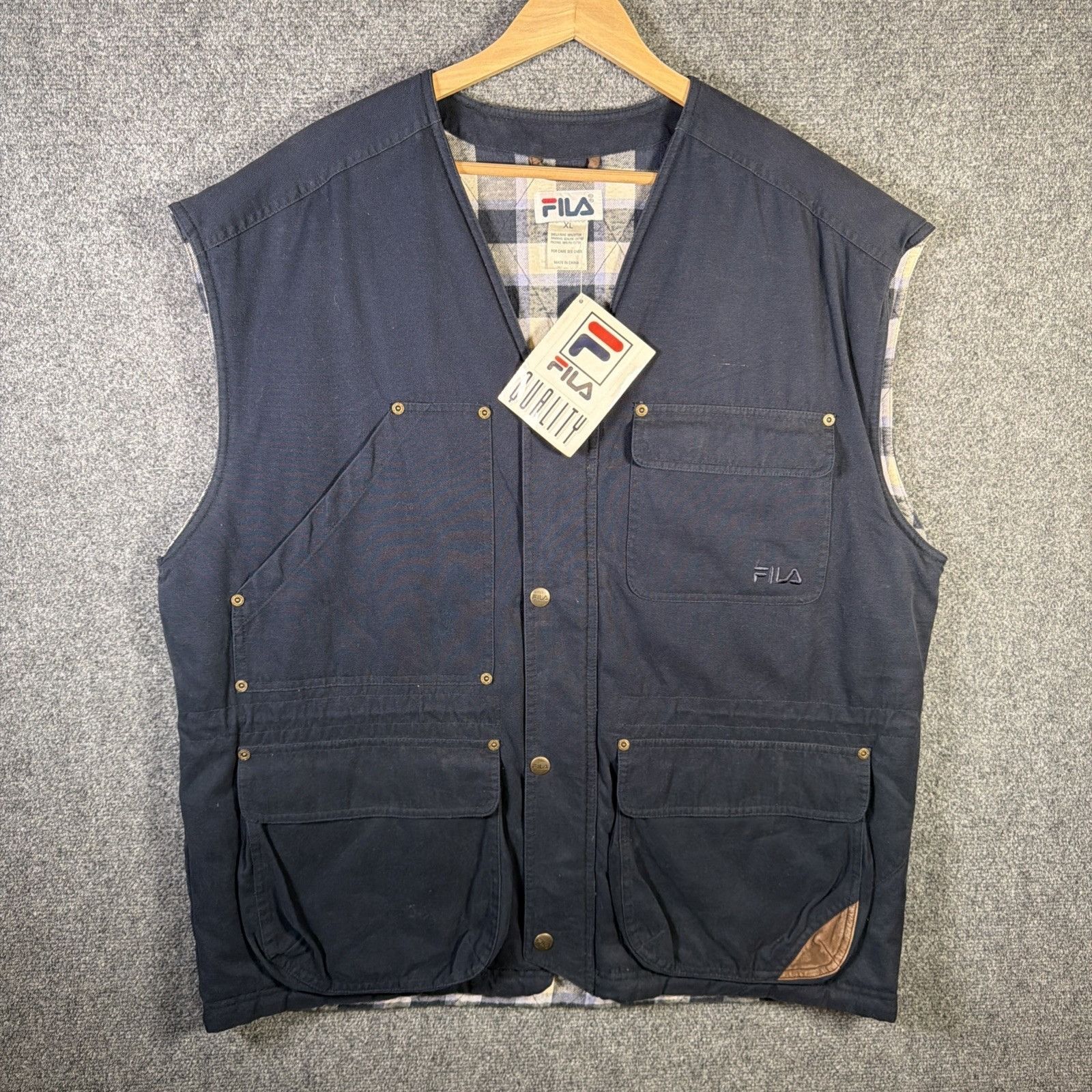 Fila Vintage FILA Vest Mens XL Navy 90s Expedition Outdoor Plaid Size US XL / EU 56 / 4 - 1 Thumbnail