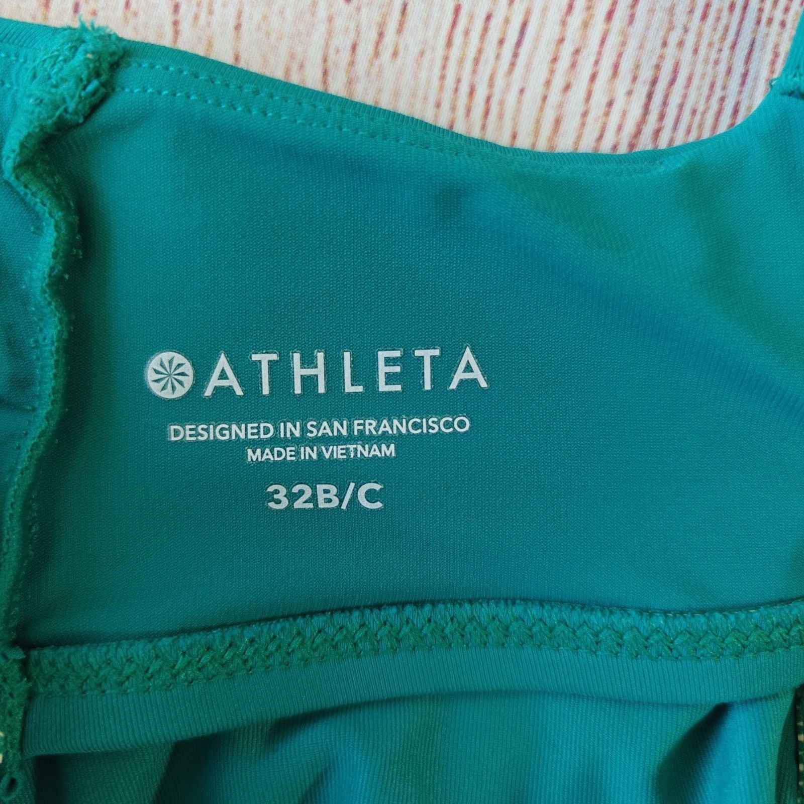 Athleta Athleta Bondi Bra Cup Tankini sz 32 B/C Size ONE SIZE - 6 Thumbnail